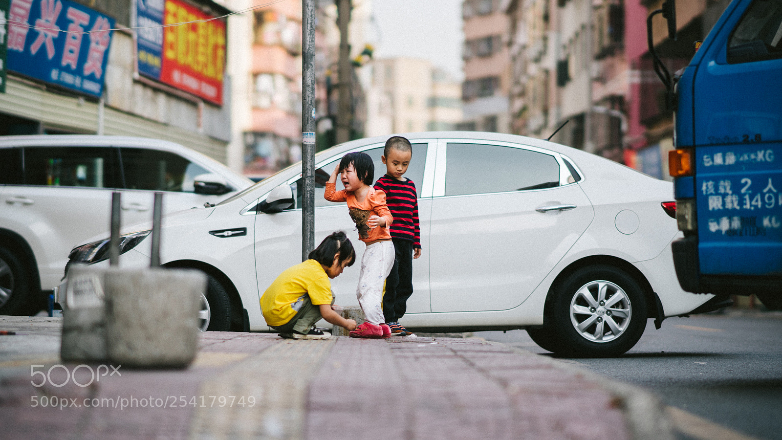 Sony a6500 sample photo. Kids streetlife shenzhen photography