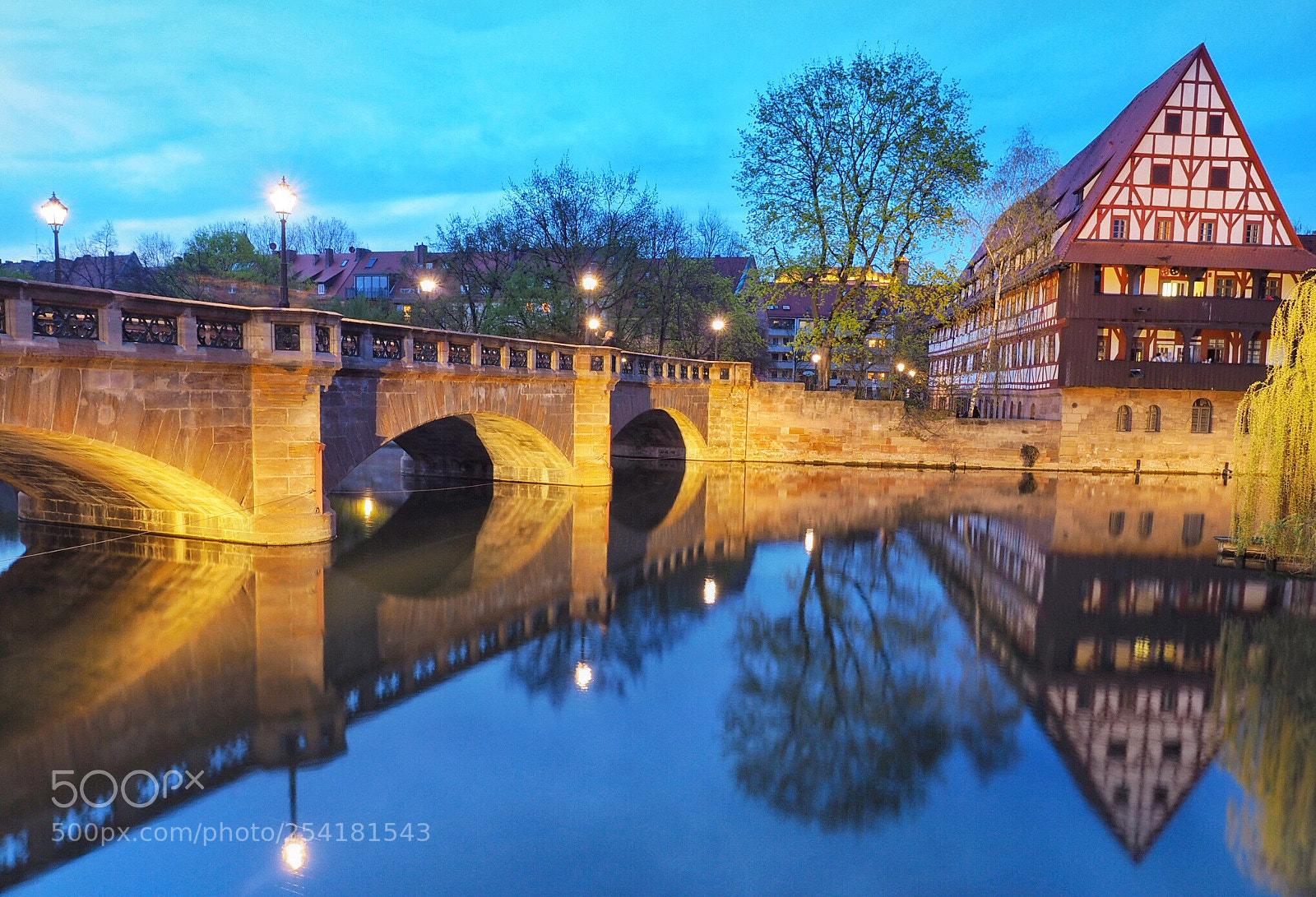 Olympus OM-D E-M10 II sample photo. N rnberg at magical photography