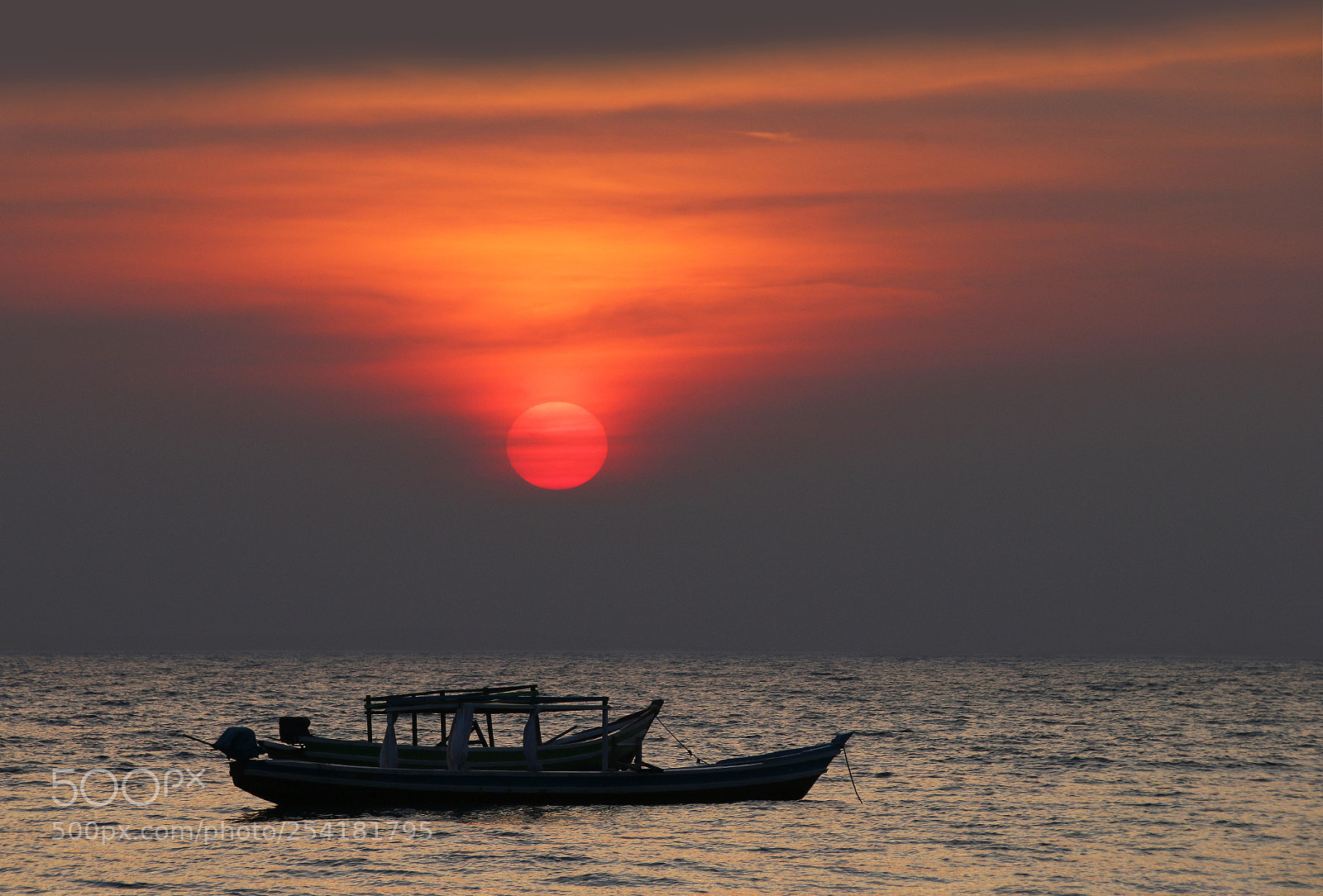 Canon EOS 70D sample photo. Sunset and boat photography