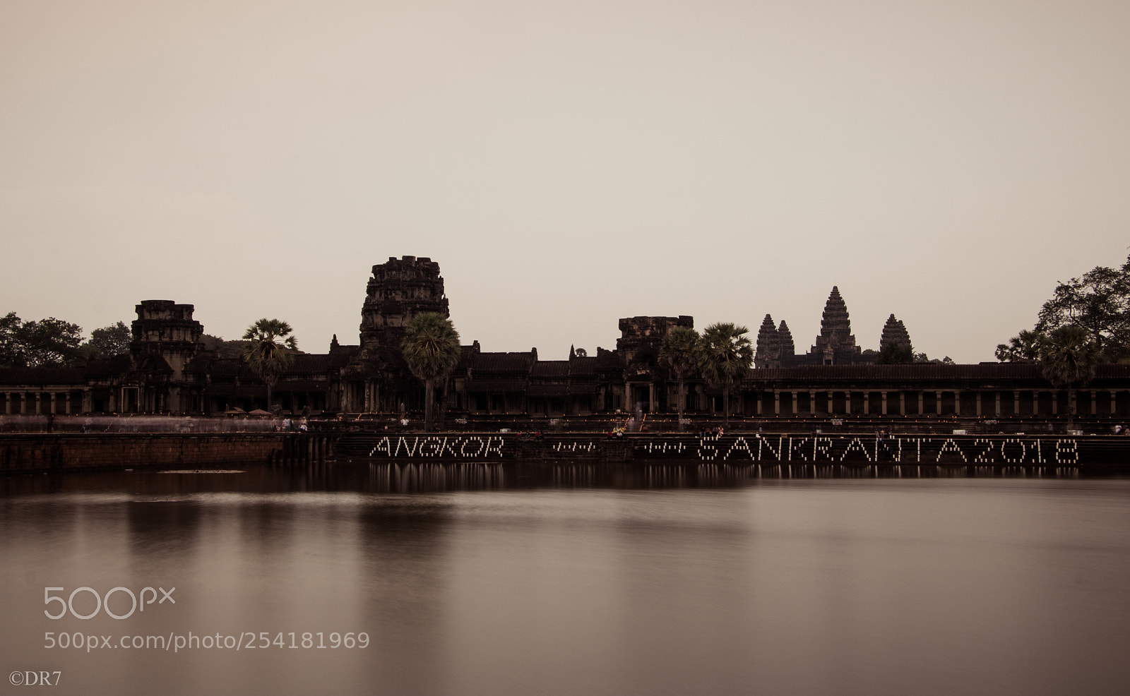 Canon EOS 750D (EOS Rebel T6i / EOS Kiss X8i) sample photo. Angkor wat temple (cambodia) photography