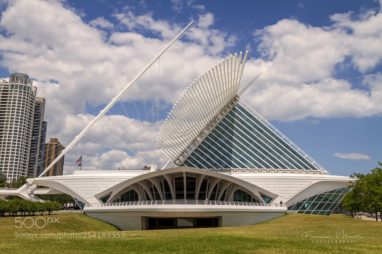 Canon EOS 7D sample photo. Milwaukee art museum photography