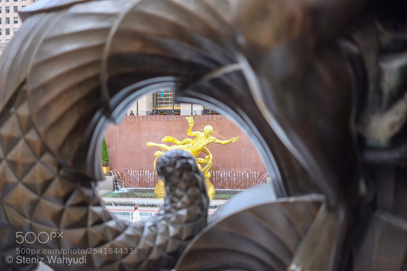Fujifilm X-T10 sample photo. Rockafeller photography