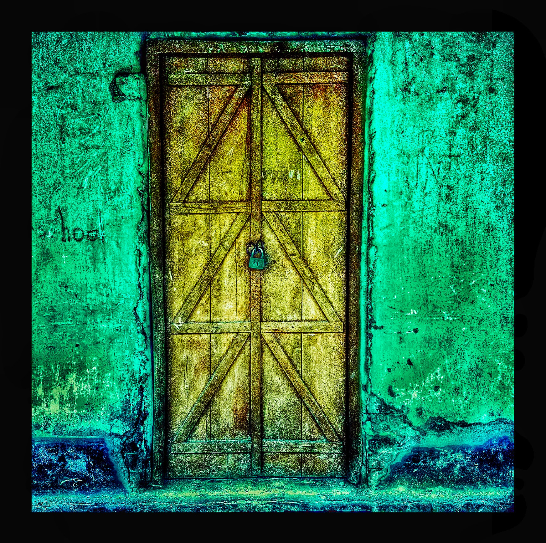 HUAWEI Y541-U02 sample photo. Door...! photography