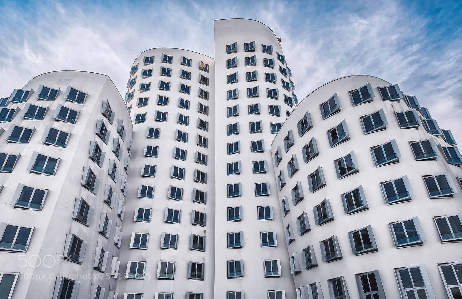 Fujifilm X-T1 sample photo. White gehry house photography