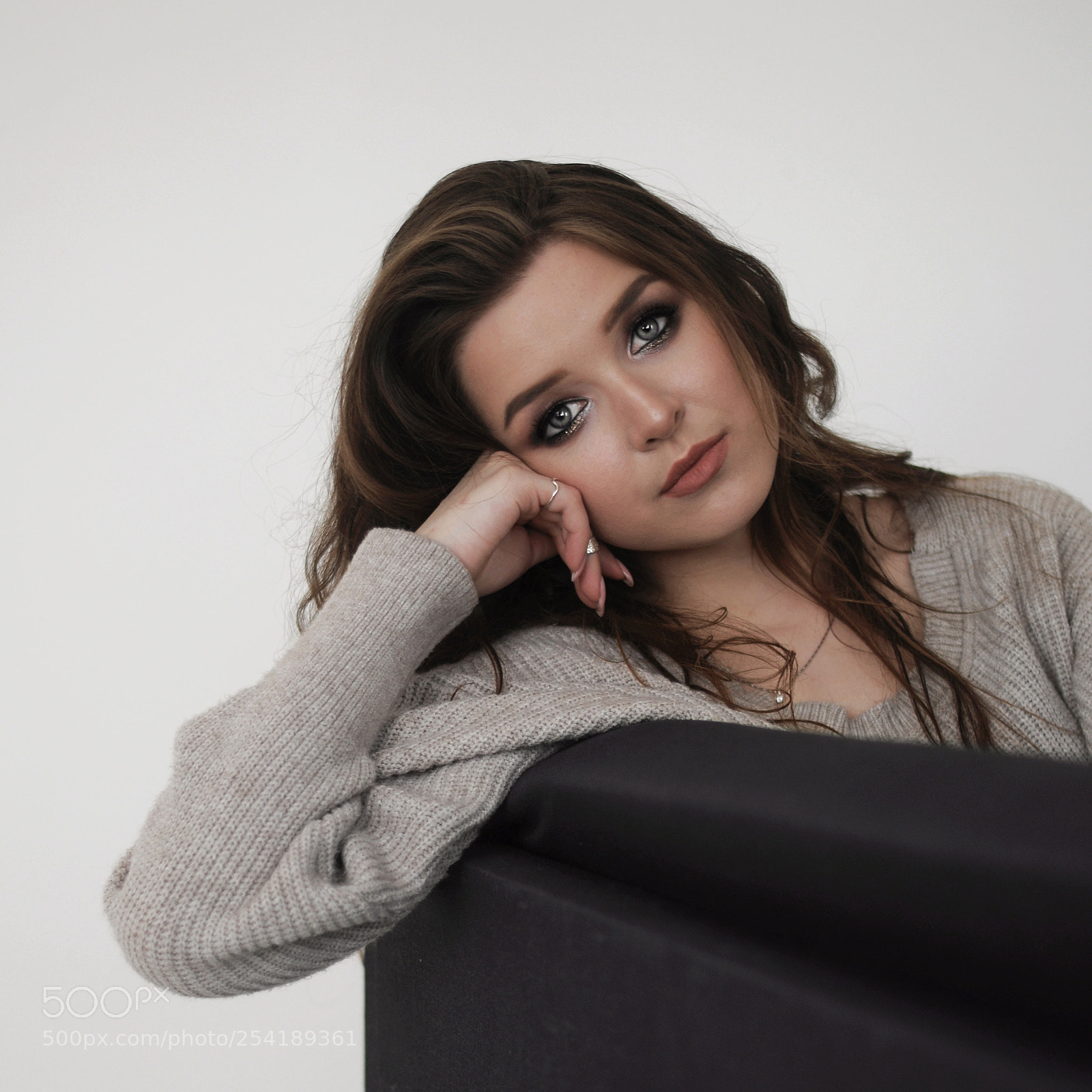 Nikon D5000 sample photo. Diana photography