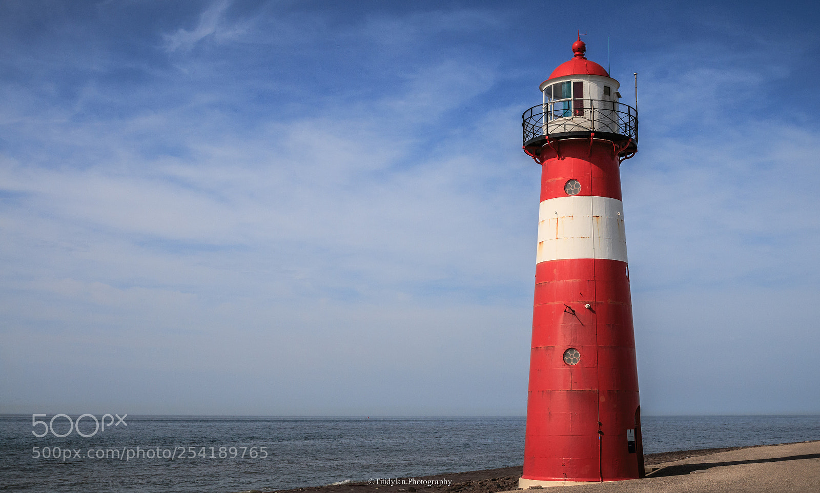 Canon EOS 70D sample photo. The last lighthouse photography