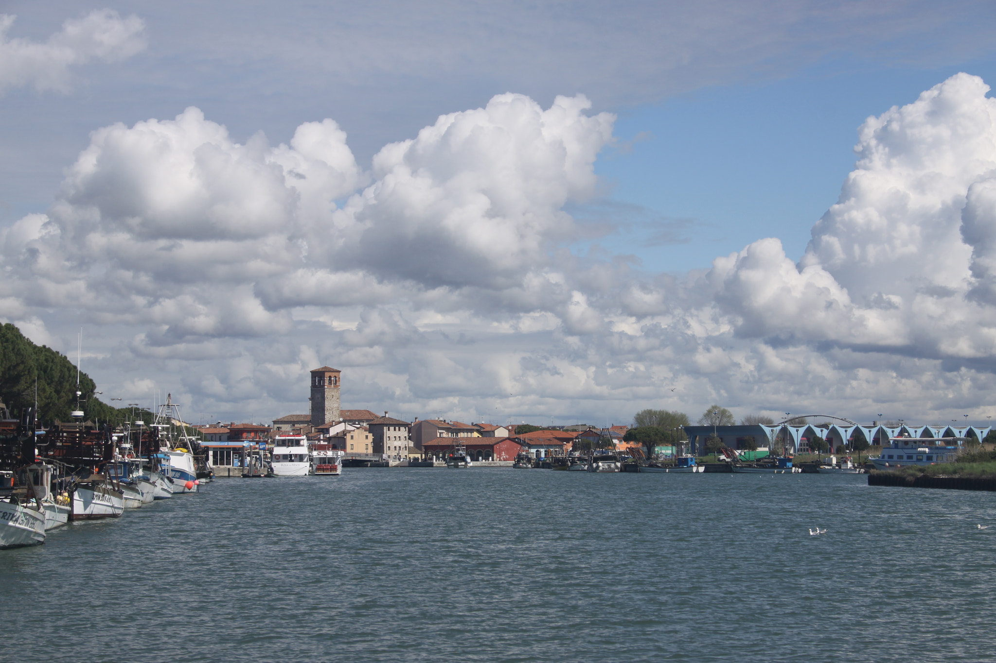 Canon EF-S 18-55mm F3.5-5.6 II sample photo. Marano lagunare photography