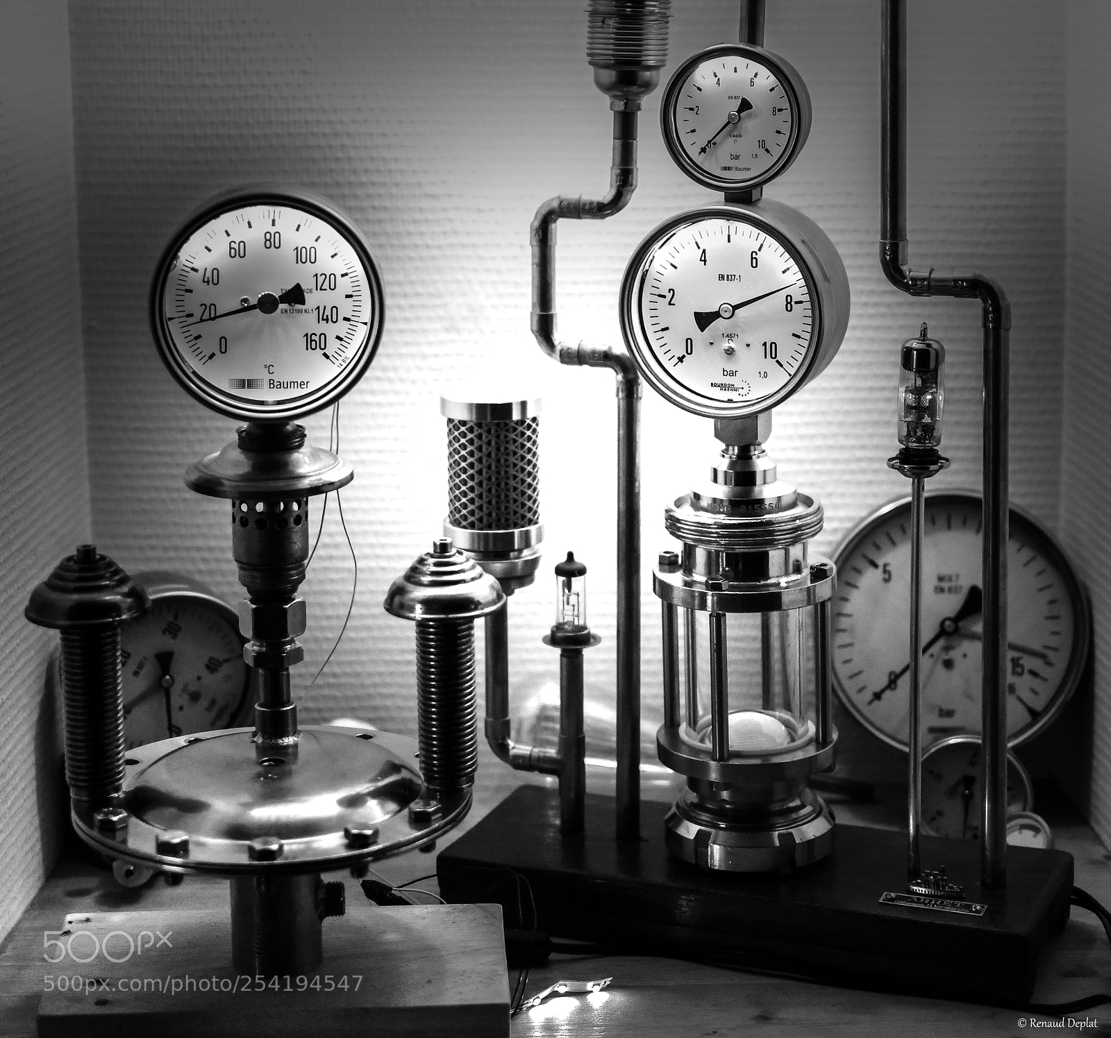 Nikon D500 sample photo. Lampes industrielles... photography