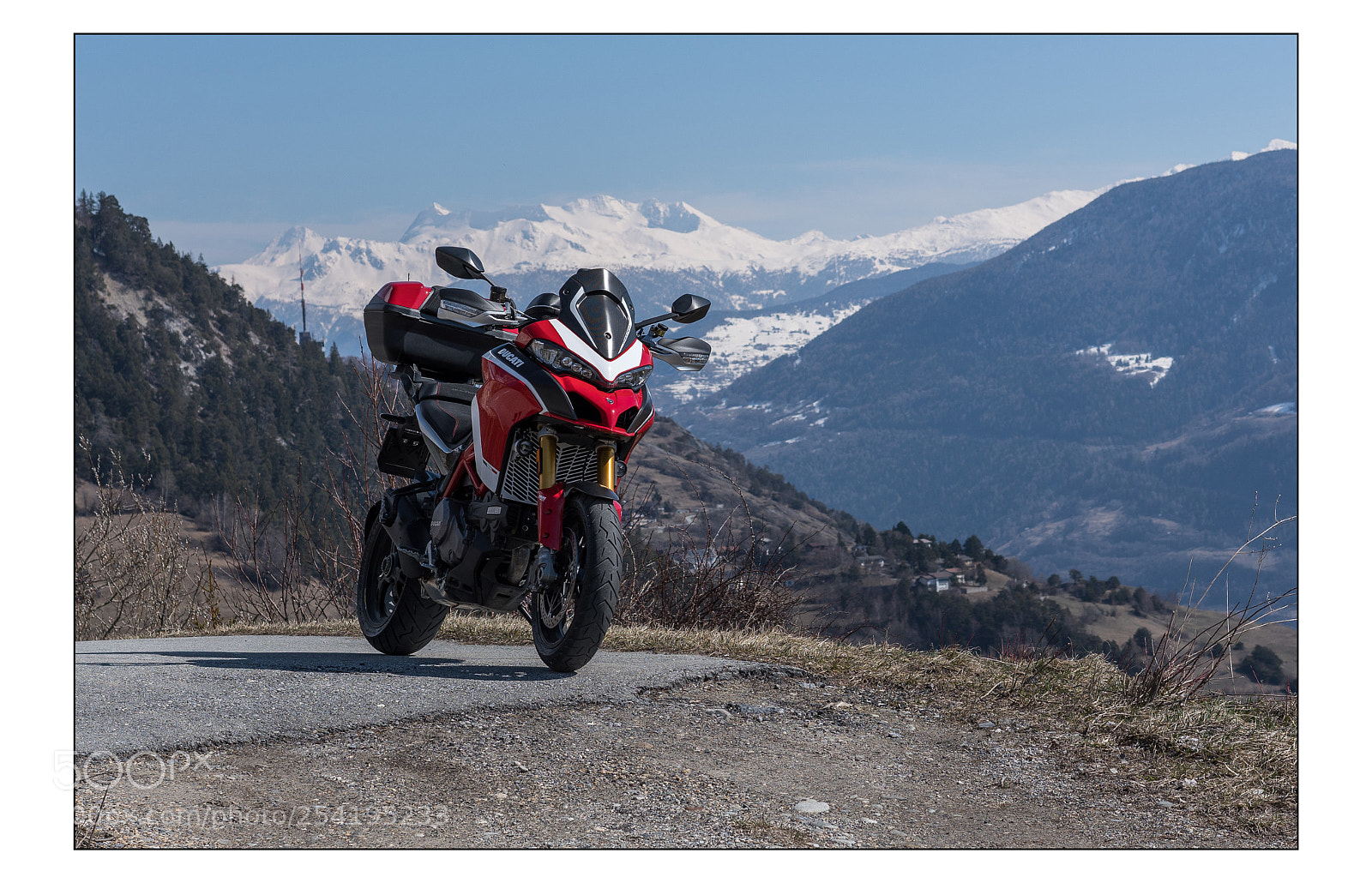 Sony a7R III sample photo. My new flying bike photography