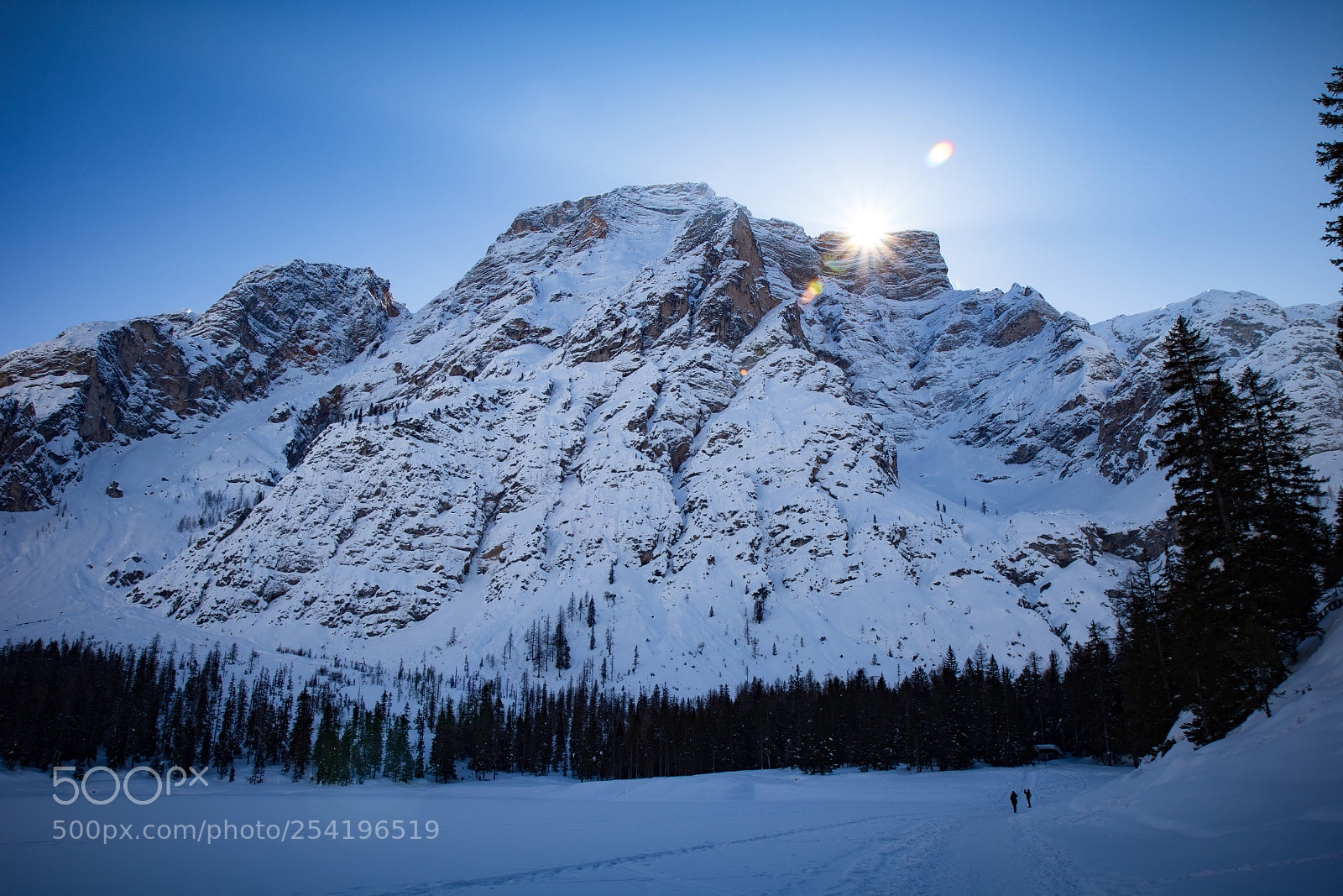 Canon EOS 760D (EOS Rebel T6s / EOS 8000D) sample photo. Mountain in the snow photography