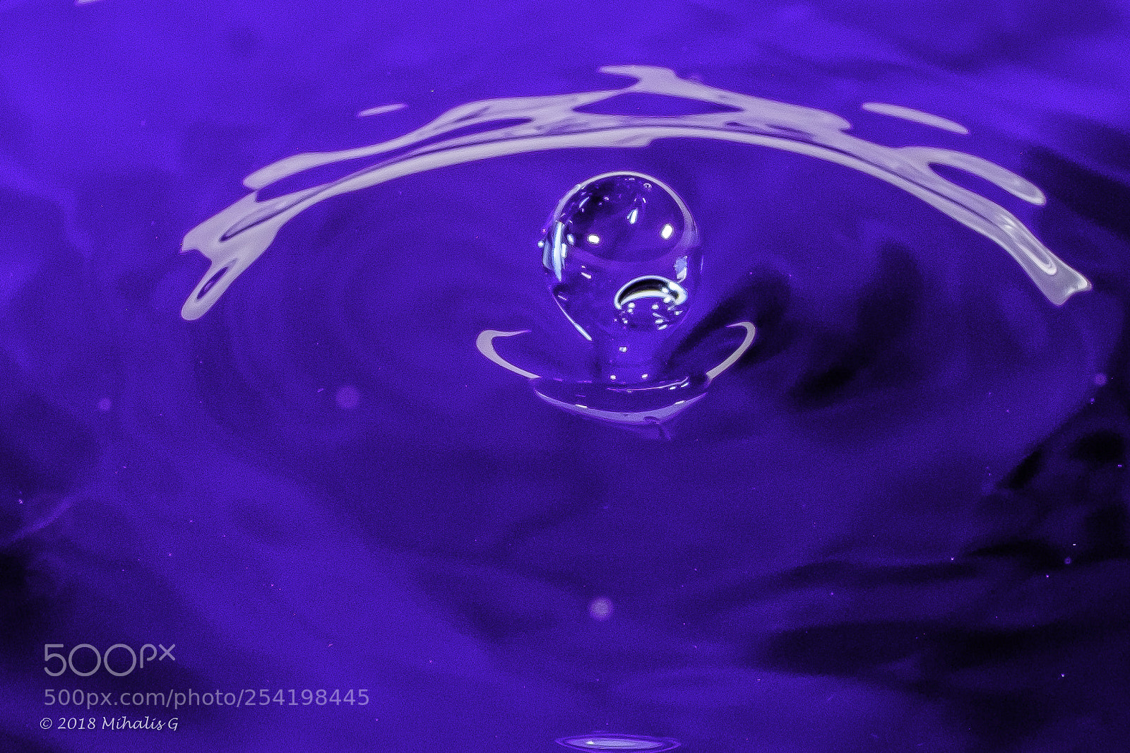 Fujifilm X-T2 sample photo. This water drop was photography