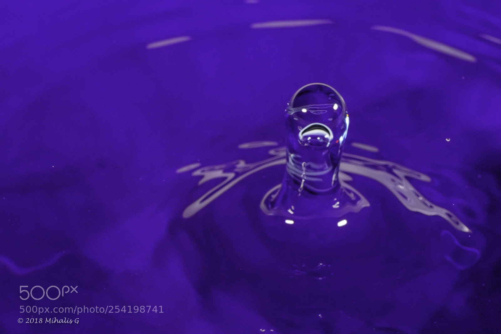 Fujifilm X-T2 sample photo. This water drop was photography