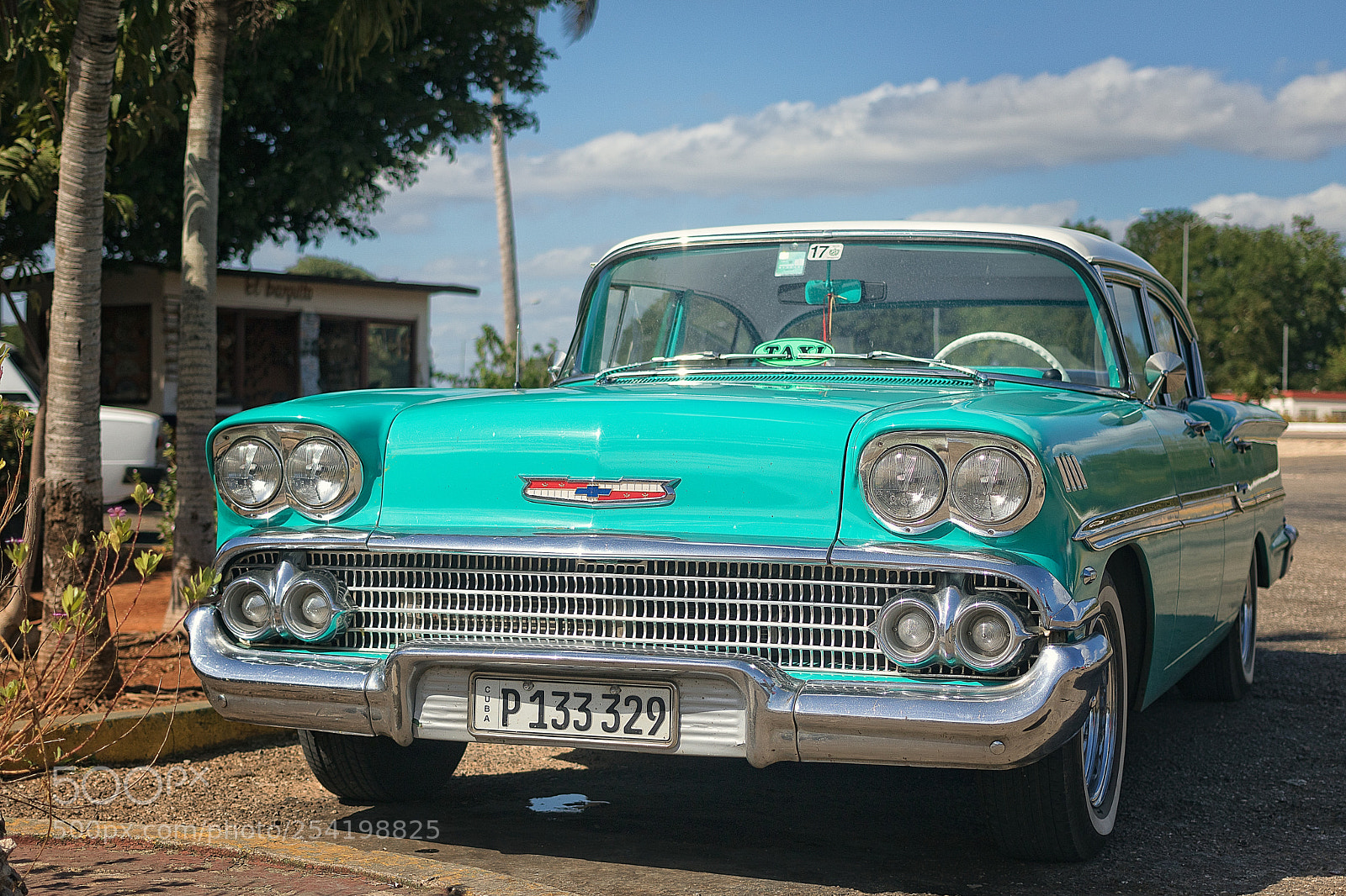 Canon EOS 760D (EOS Rebel T6s / EOS 8000D) sample photo. Somewhere around havana photography