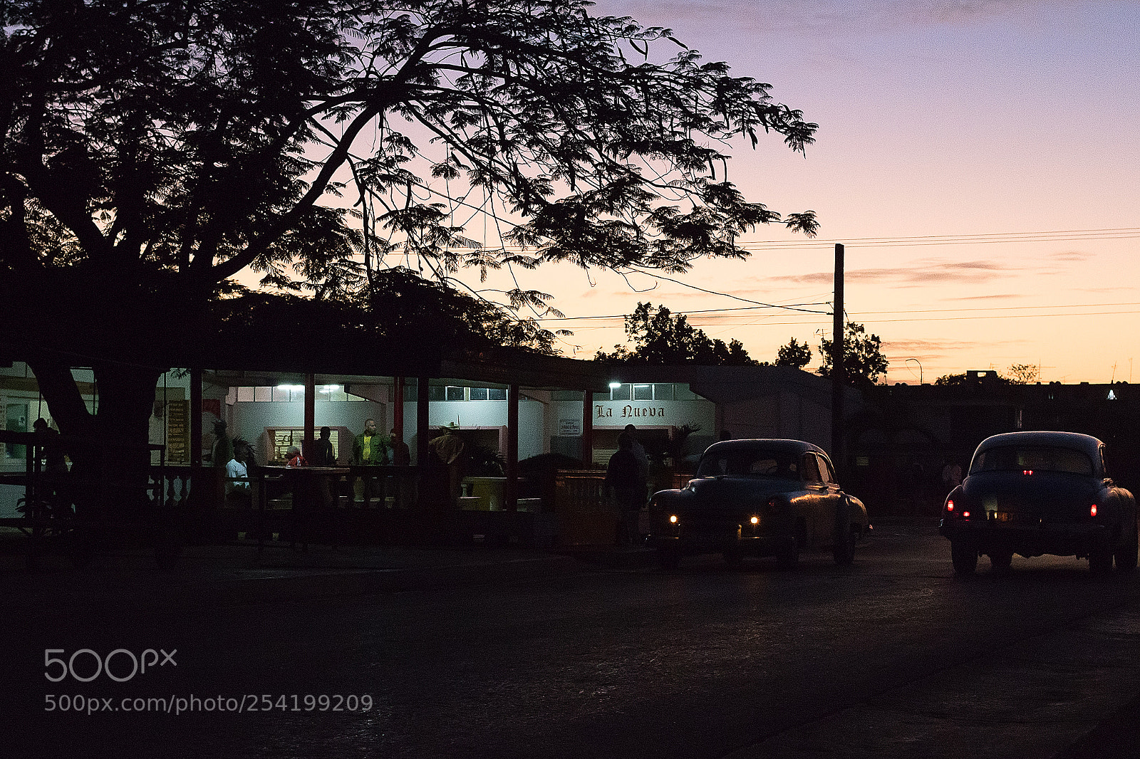 Canon EOS 760D (EOS Rebel T6s / EOS 8000D) sample photo. Somewhere around havana photography