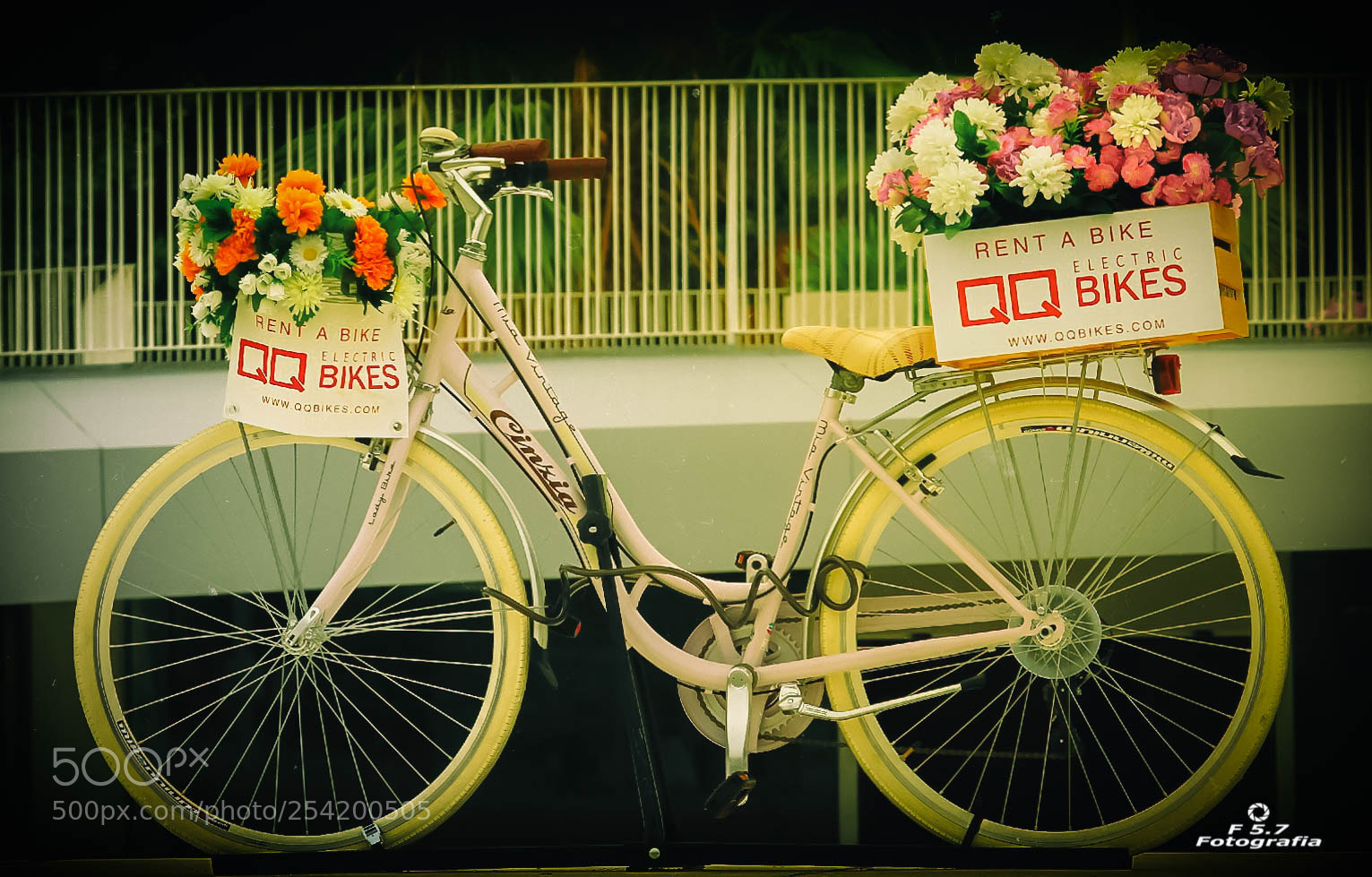 Canon EOS 7D sample photo. Alquiler de bicicletas photography
