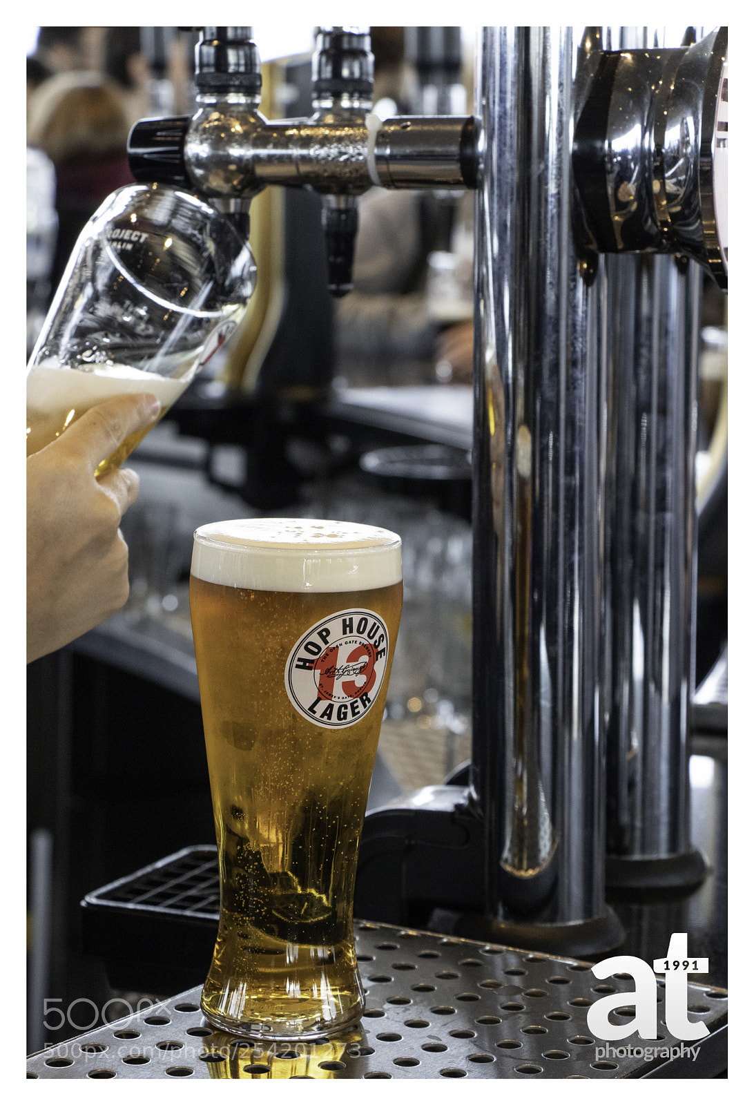 Canon EOS 80D sample photo. Pouring a hop house 13... photography