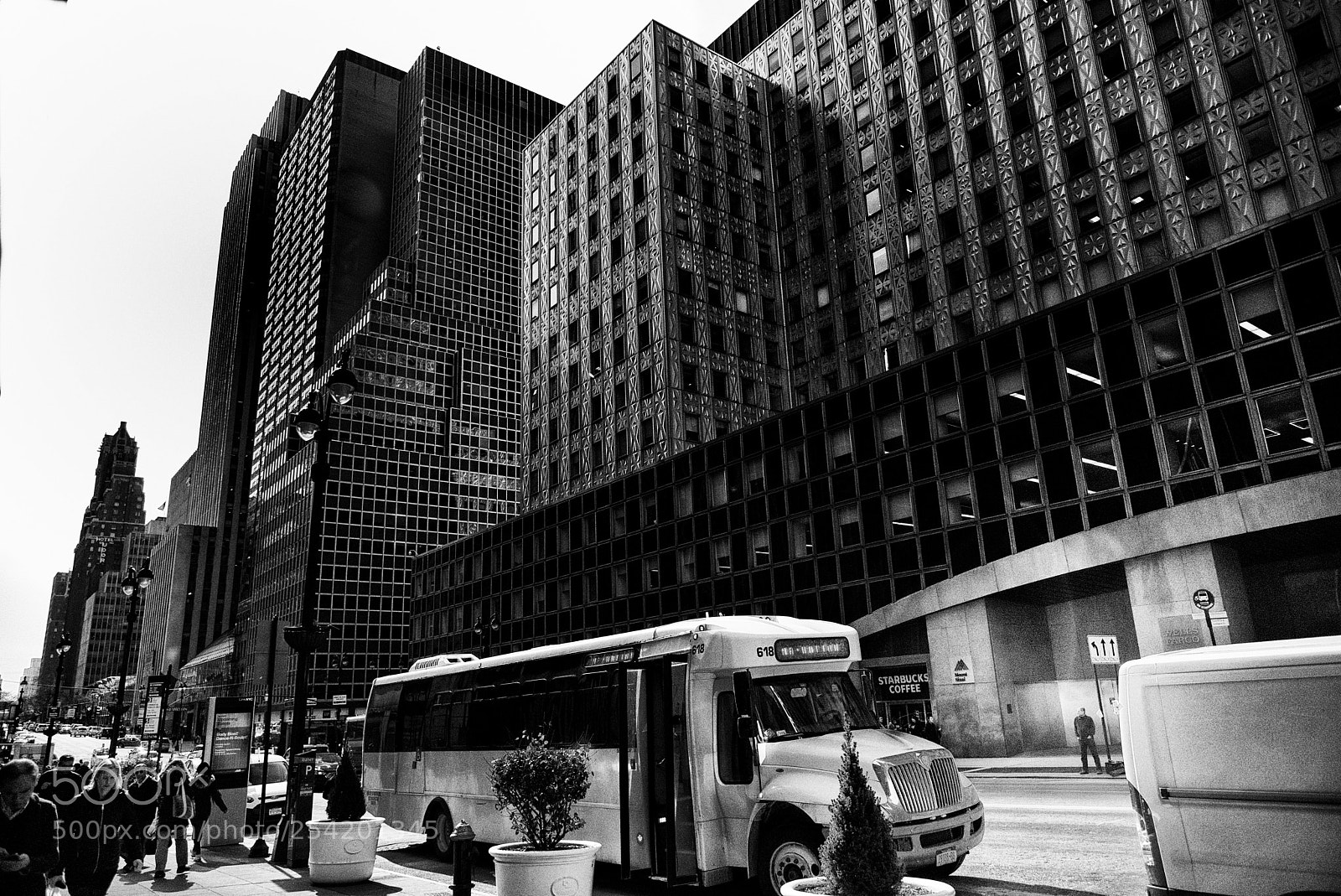 Nikon D810 sample photo. Bus stop photography