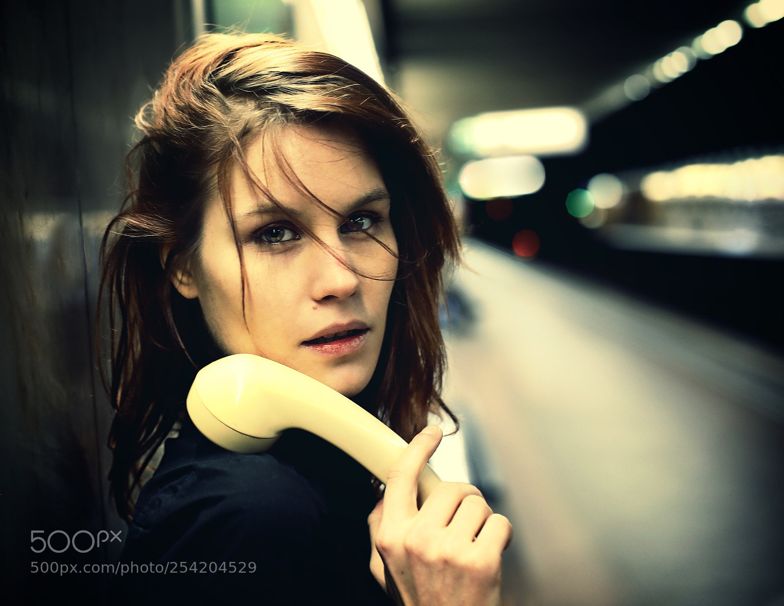 Canon EOS 5D Mark IV sample photo. Subway photography