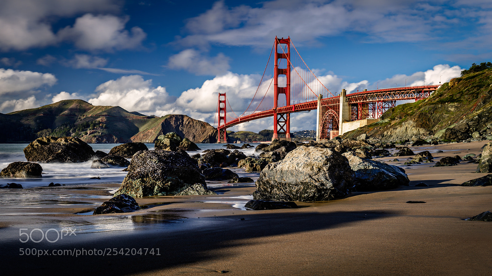 Canon EOS 5D Mark IV sample photo. Golden gate on the photography