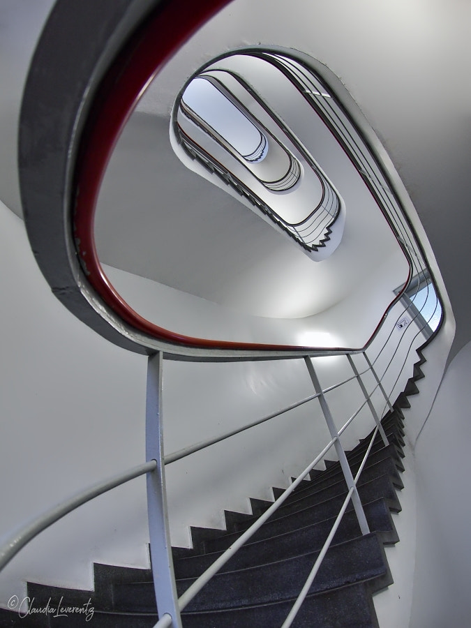 Olympus PEN E-P5 sample photo. ... red handrail ... photography