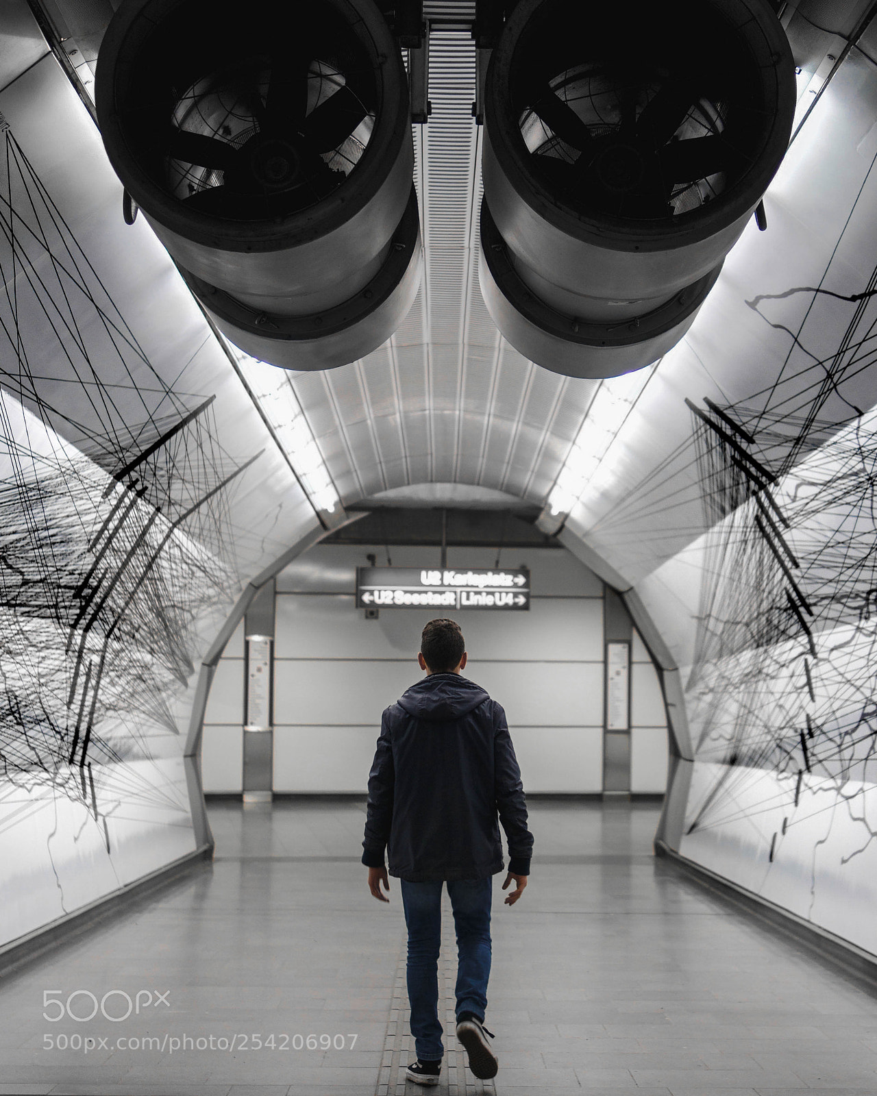 Sony a6300 sample photo. The tunnel walk photography