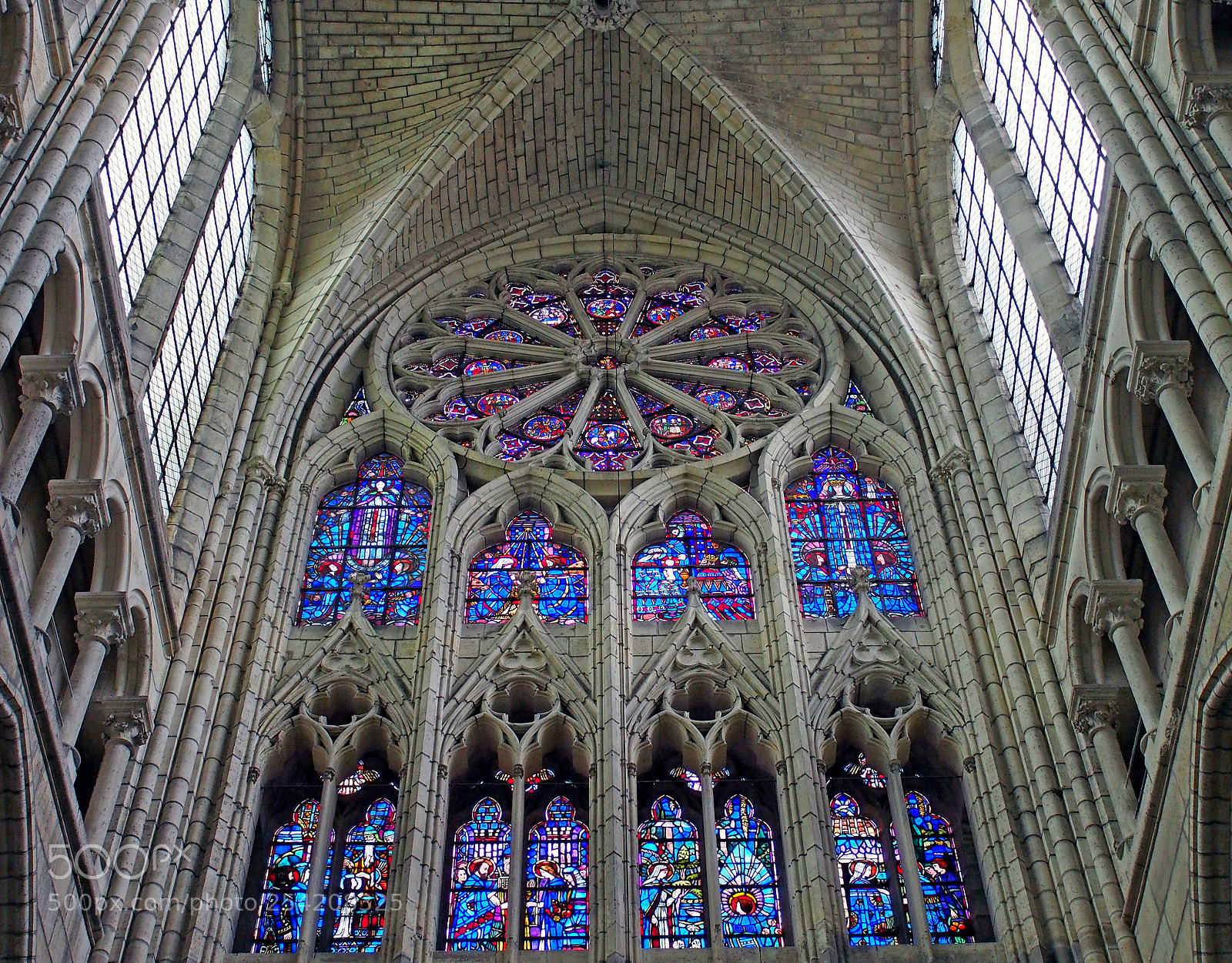 Olympus OM-D E-M5 sample photo. Soissons aisne photography