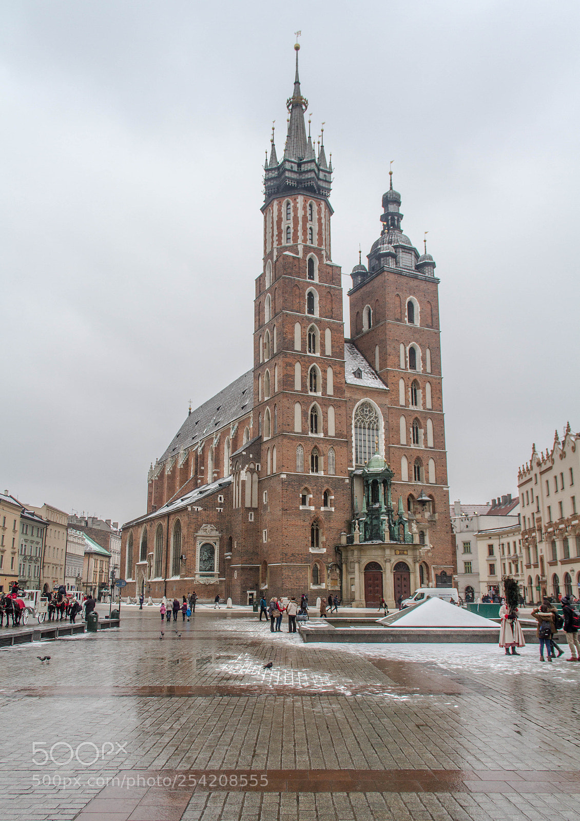 Canon EOS 7D sample photo. St. mary's basilica, krak photography
