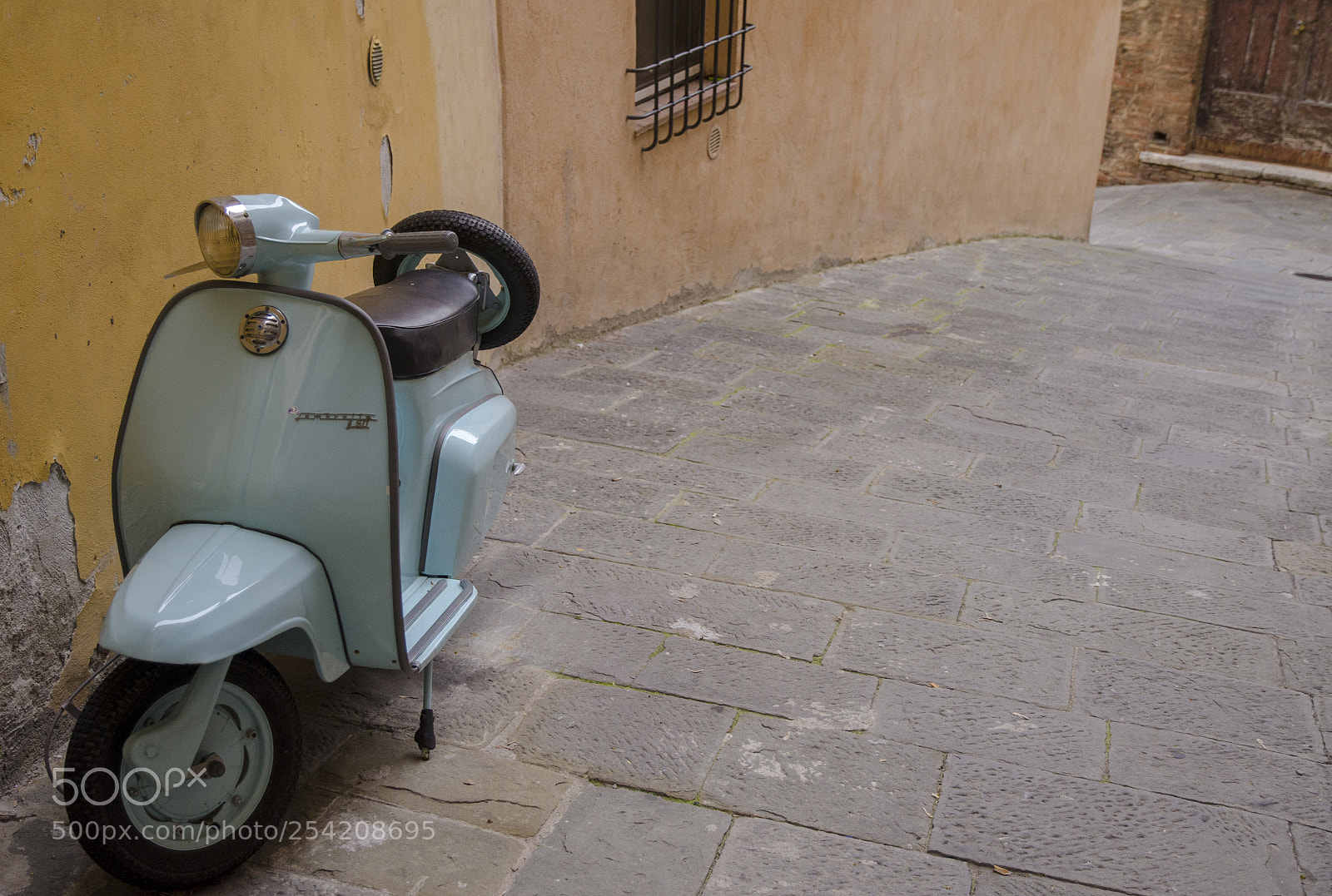 Nikon D7000 sample photo. Not a vespa photography
