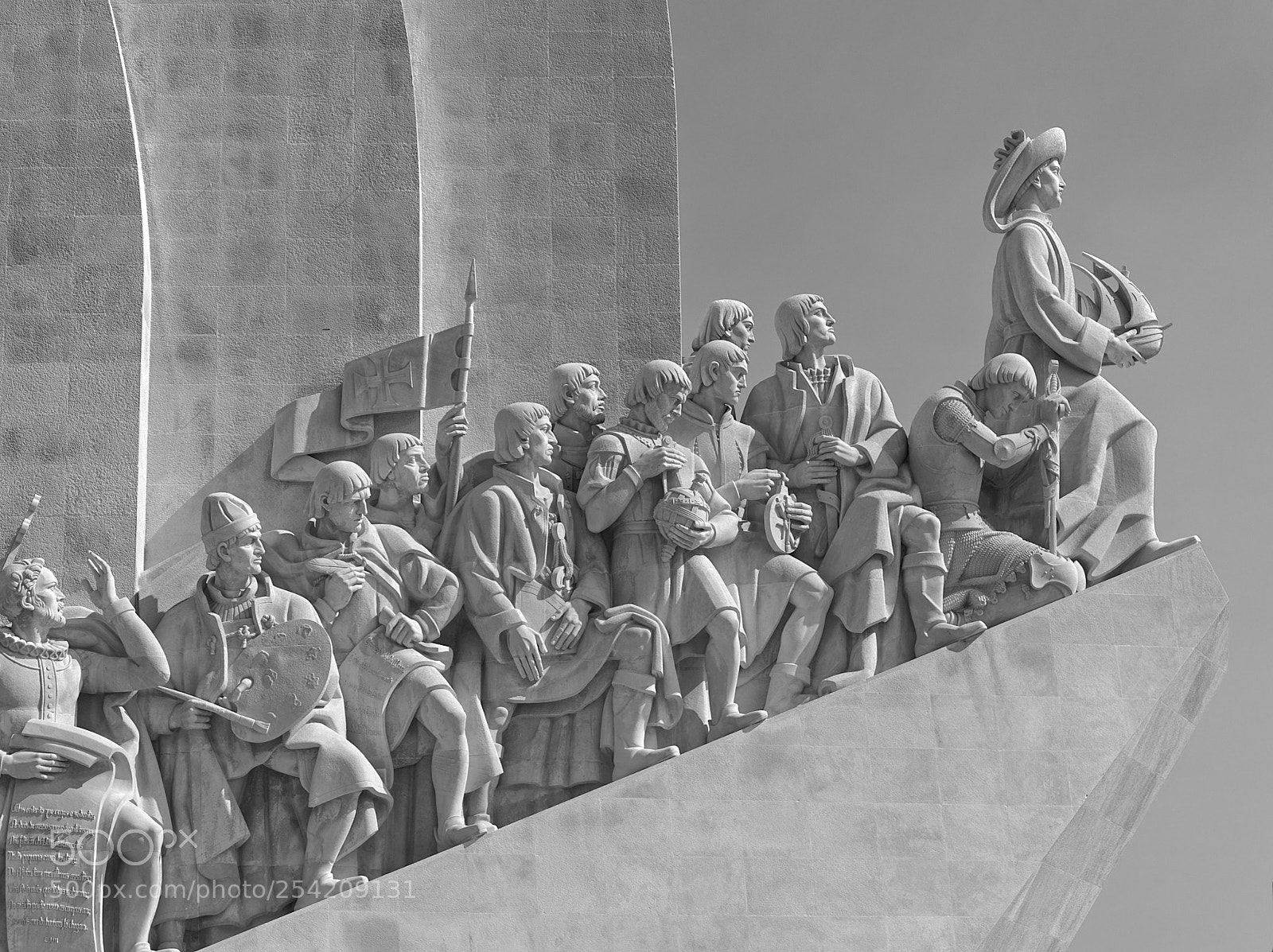 Olympus OM-D E-M10 sample photo. Descobrimentos photography
