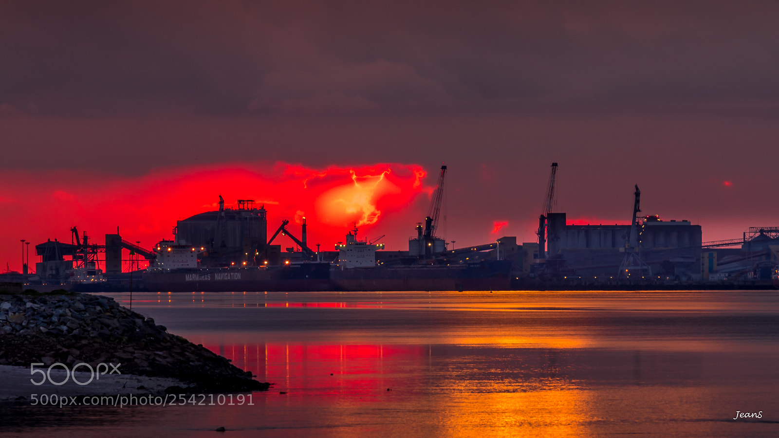 Canon EOS 80D sample photo. Fire (in the sky) photography