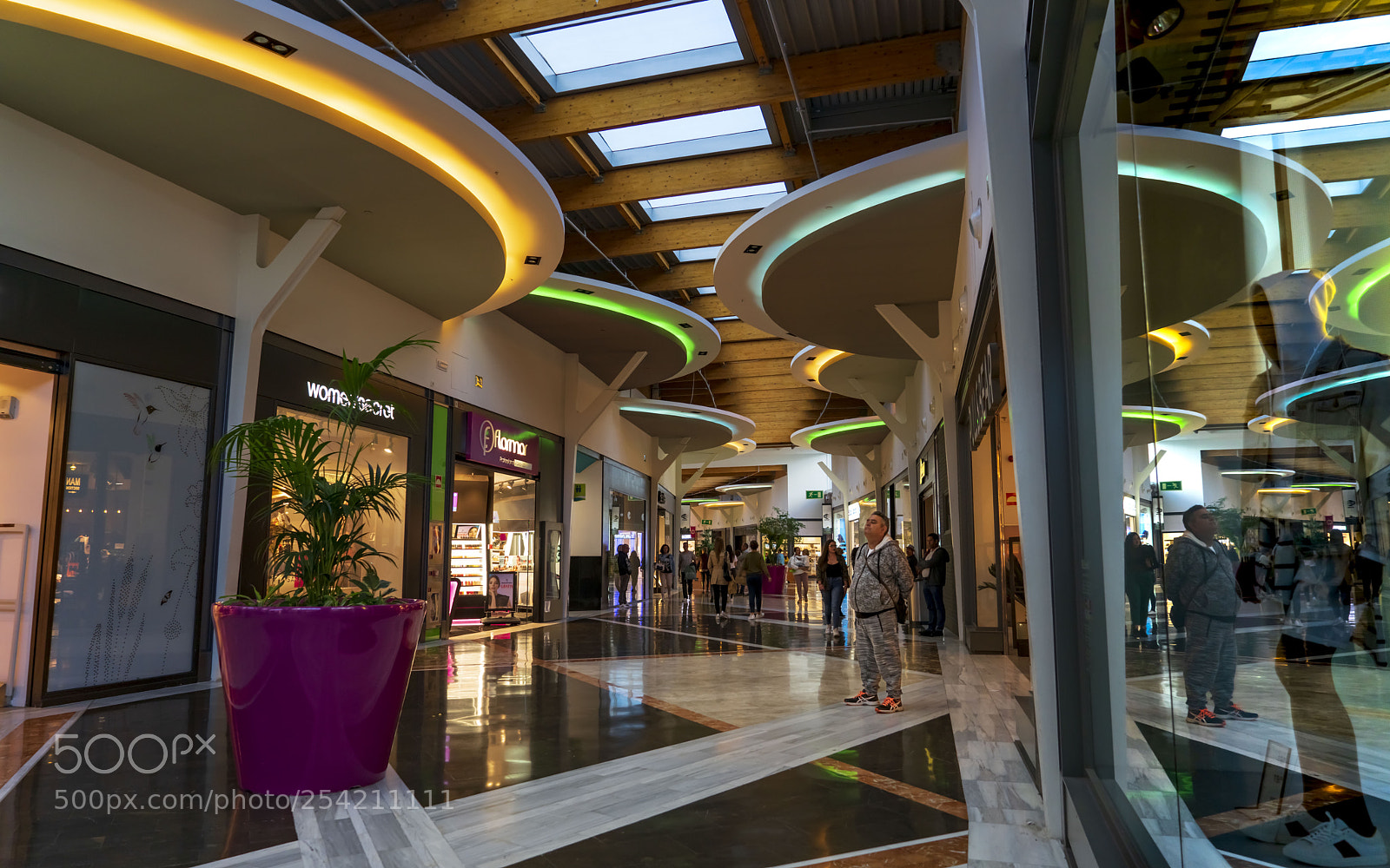 Sony a7R sample photo. Lights and reflections photography