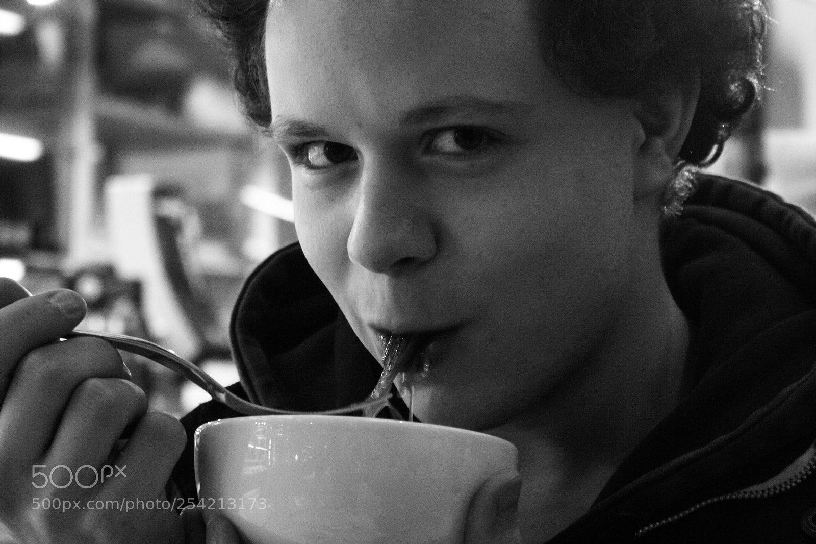 Canon EOS 1000D (EOS Digital Rebel XS / EOS Kiss F) sample photo. Eatme photography
