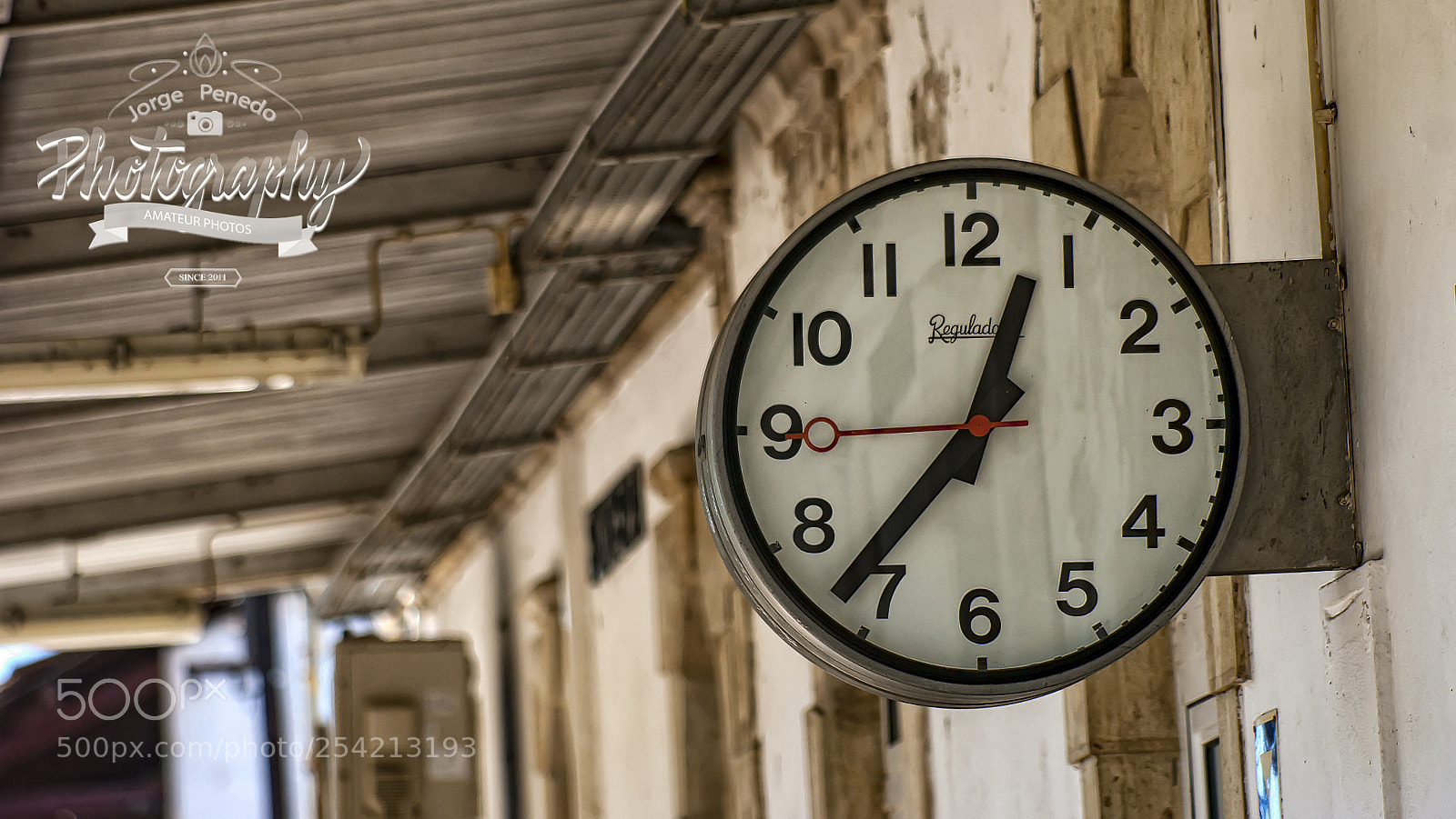 Sony Alpha DSLR-A390 sample photo. Tic tac tic tac photography