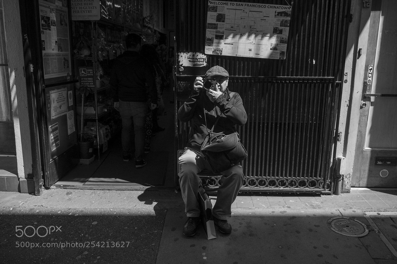 Fujifilm X-Pro1 sample photo. Ross alley photography