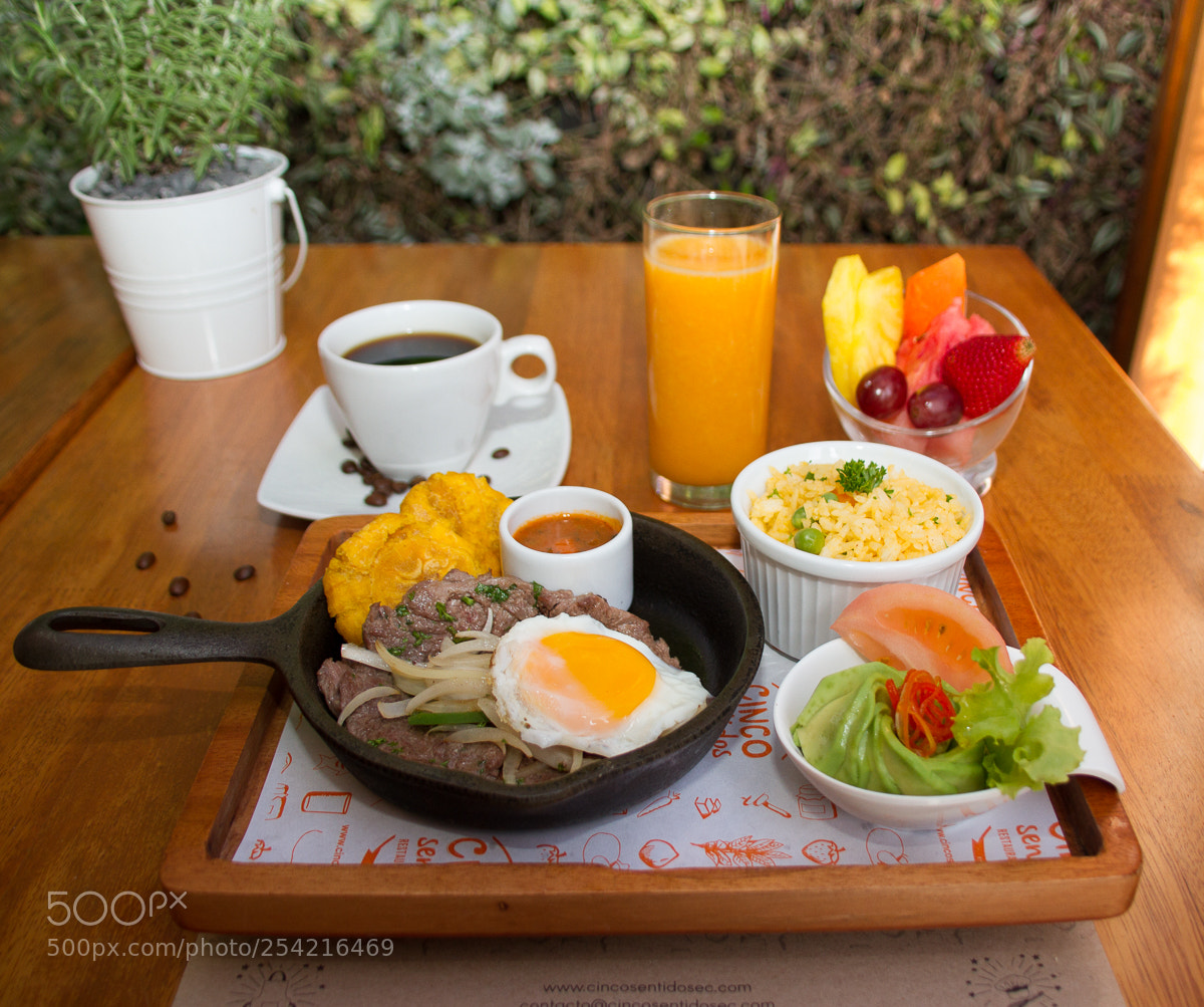 Canon EOS 7D sample photo. Breakfast cinco sentidos restaurant photography