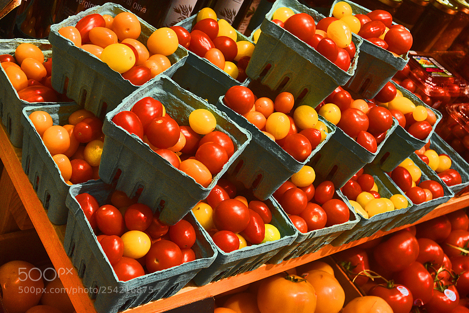 Nikon D3400 sample photo. Have a tomato photography