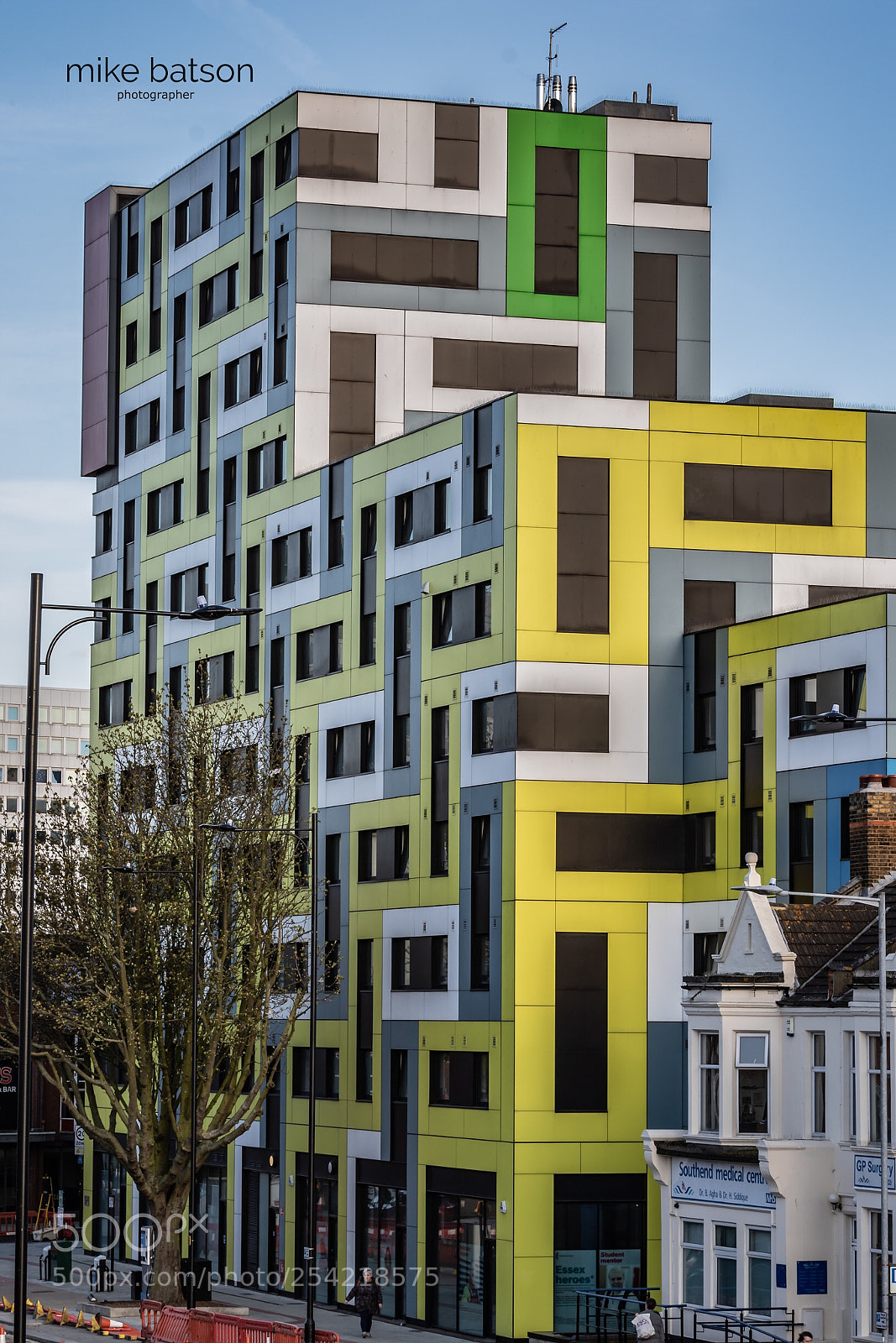 Canon EOS 7D Mark II sample photo. The ‘lego’ building photography
