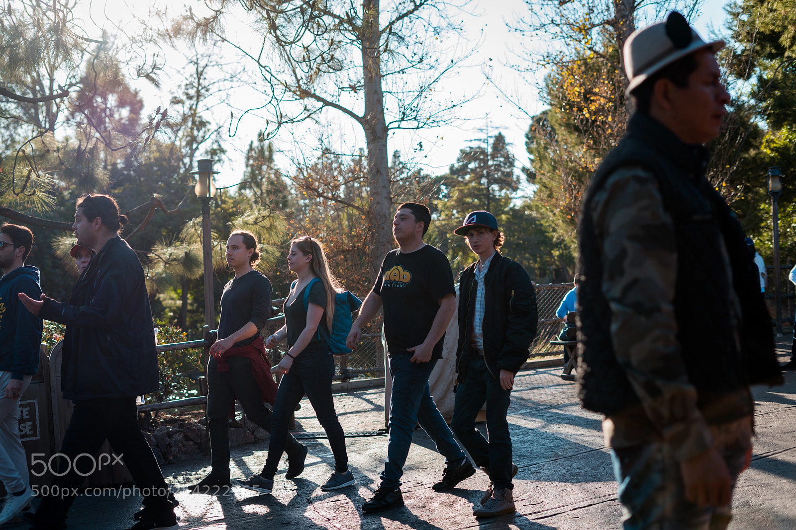 Sony a7R III sample photo. People watching photography