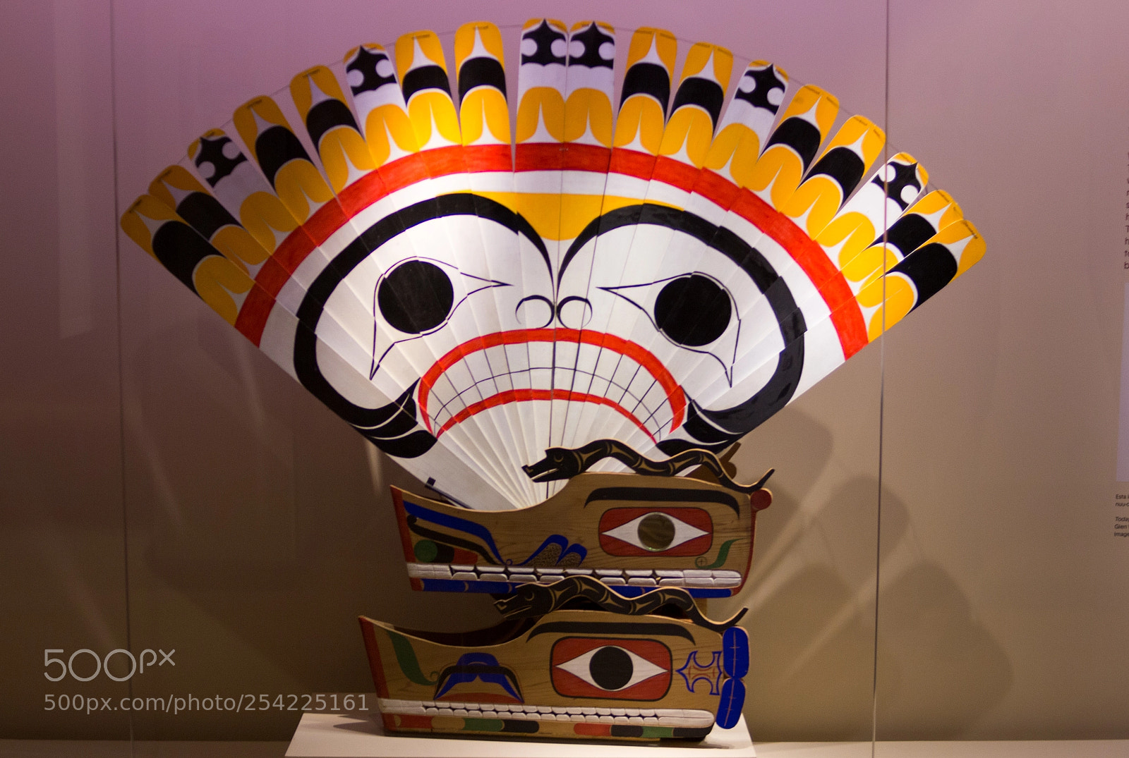 Canon EOS 700D (EOS Rebel T5i / EOS Kiss X7i) sample photo. Fun face fan photography