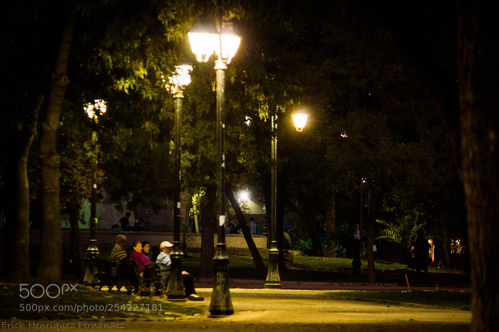Canon EOS 1100D (EOS Rebel T3 / EOS Kiss X50) sample photo. Paseo photography