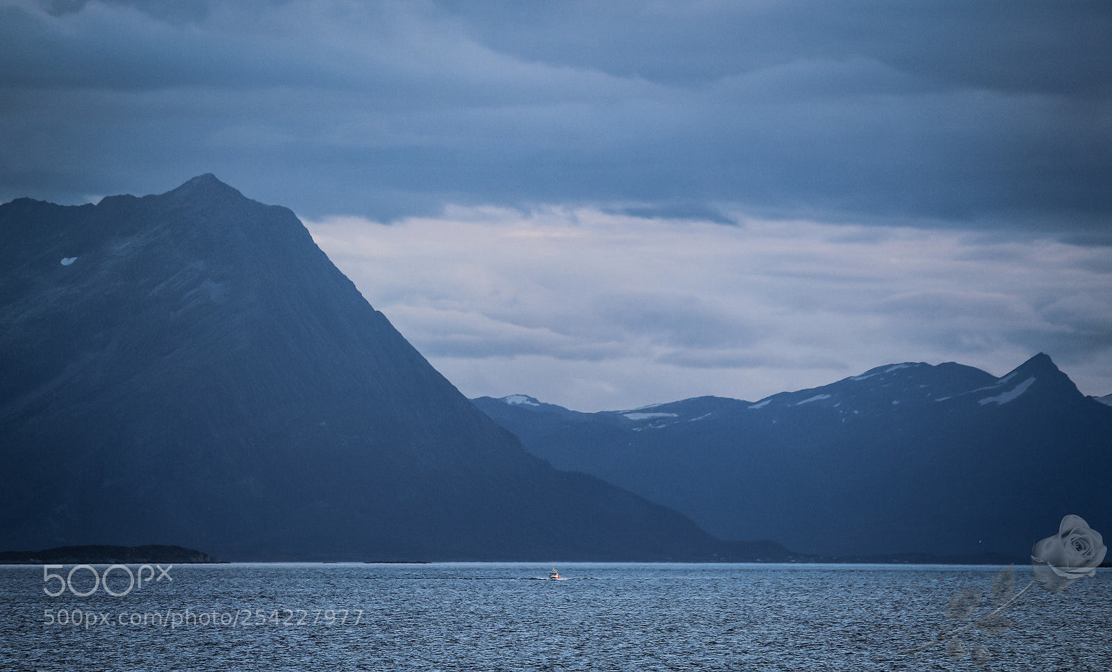 Canon EOS 700D (EOS Rebel T5i / EOS Kiss X7i) sample photo. Finalcutwatermark photography