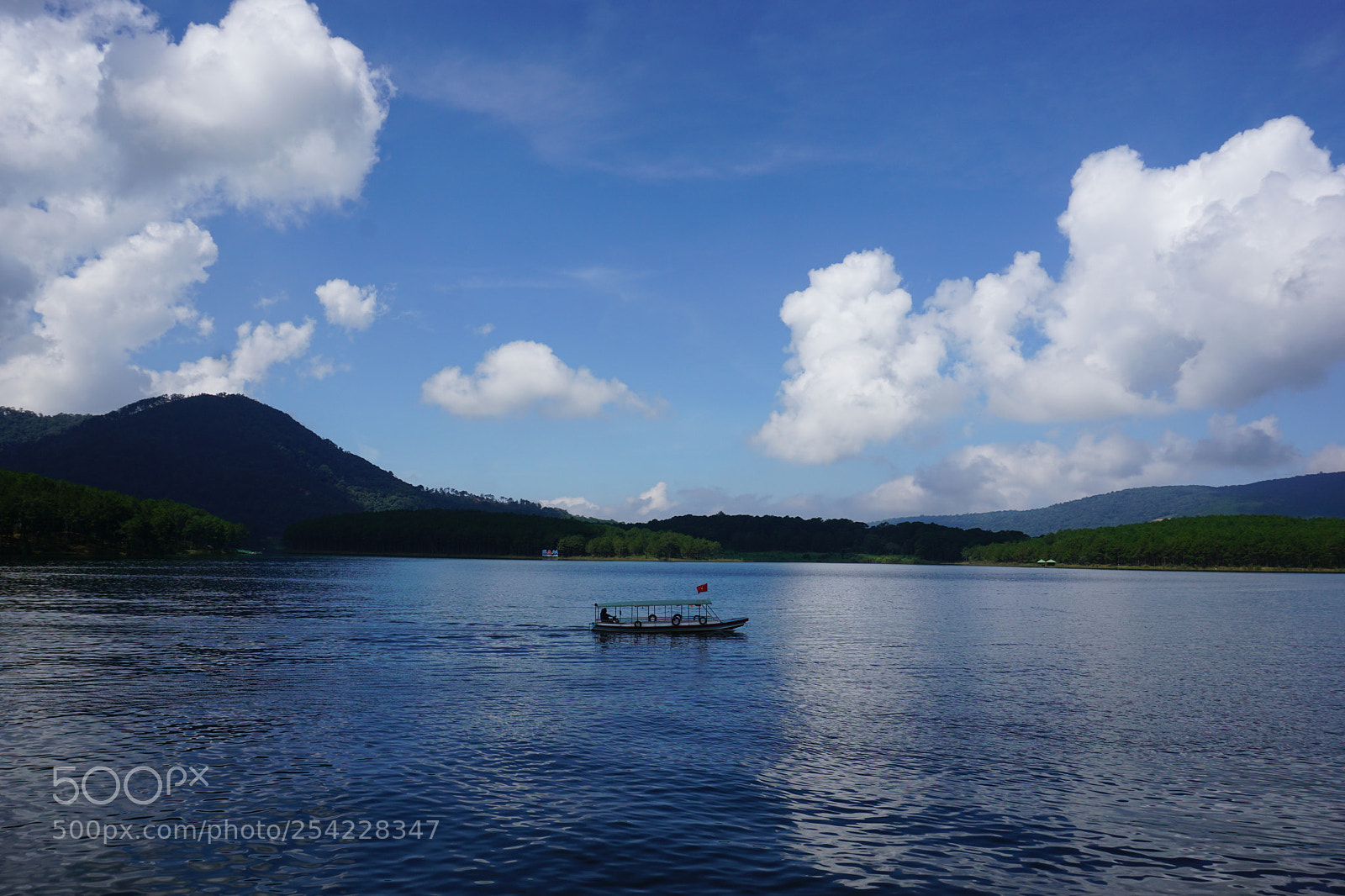 Sony a6000 sample photo. Tuyen lam lake, dalat photography