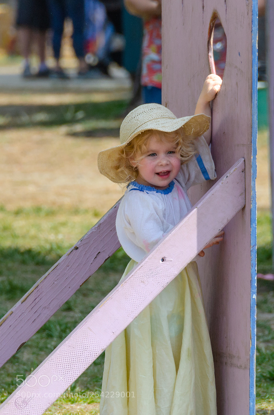Nikon D7000 sample photo. Freckle faced girl in photography