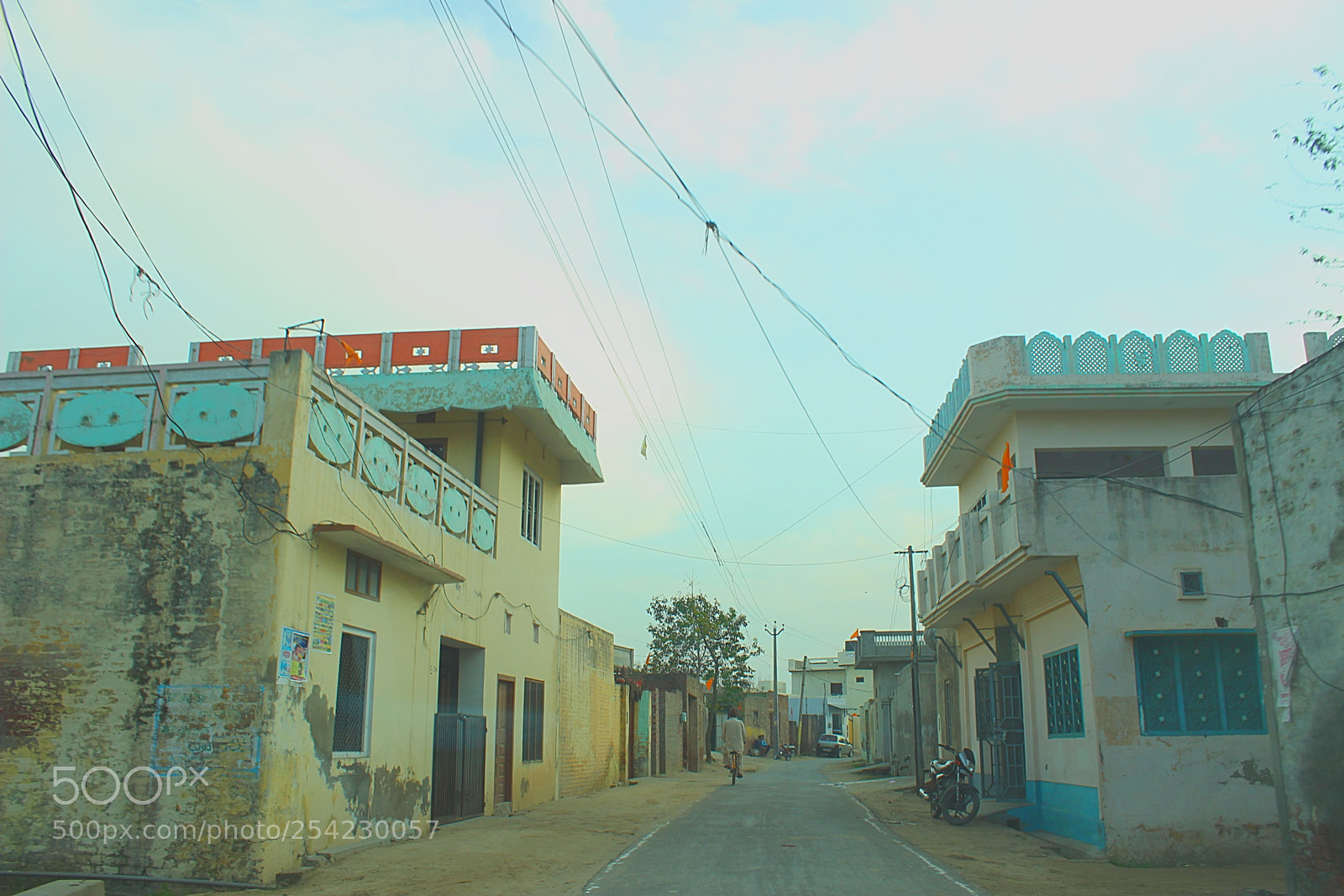 Canon EOS 600D (Rebel EOS T3i / EOS Kiss X5) sample photo. Village photography