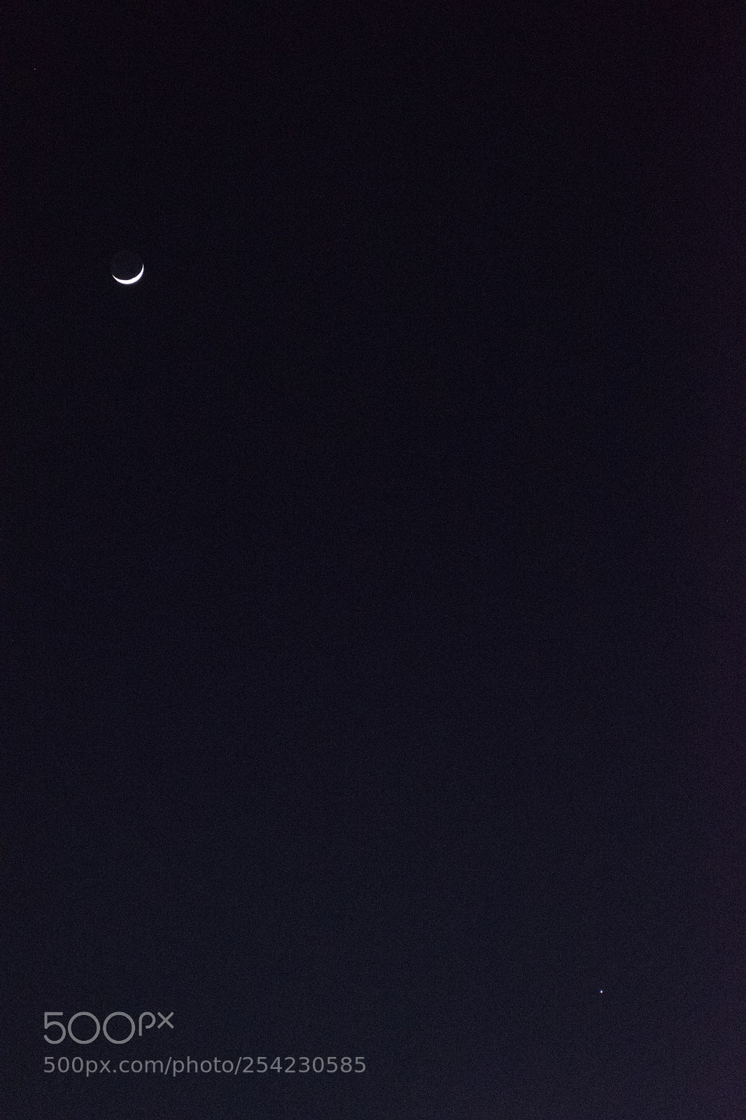 Nikon D5500 sample photo. Night sky with crescent photography
