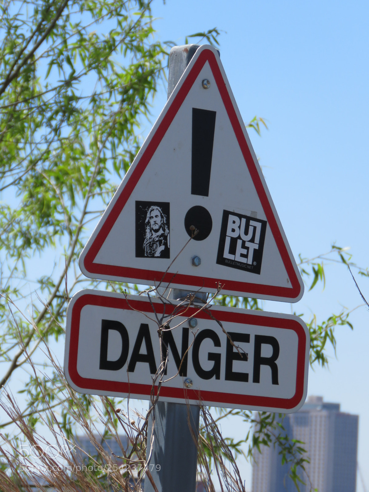 Canon PowerShot SX60 HS sample photo. Danger sign in crescent photography