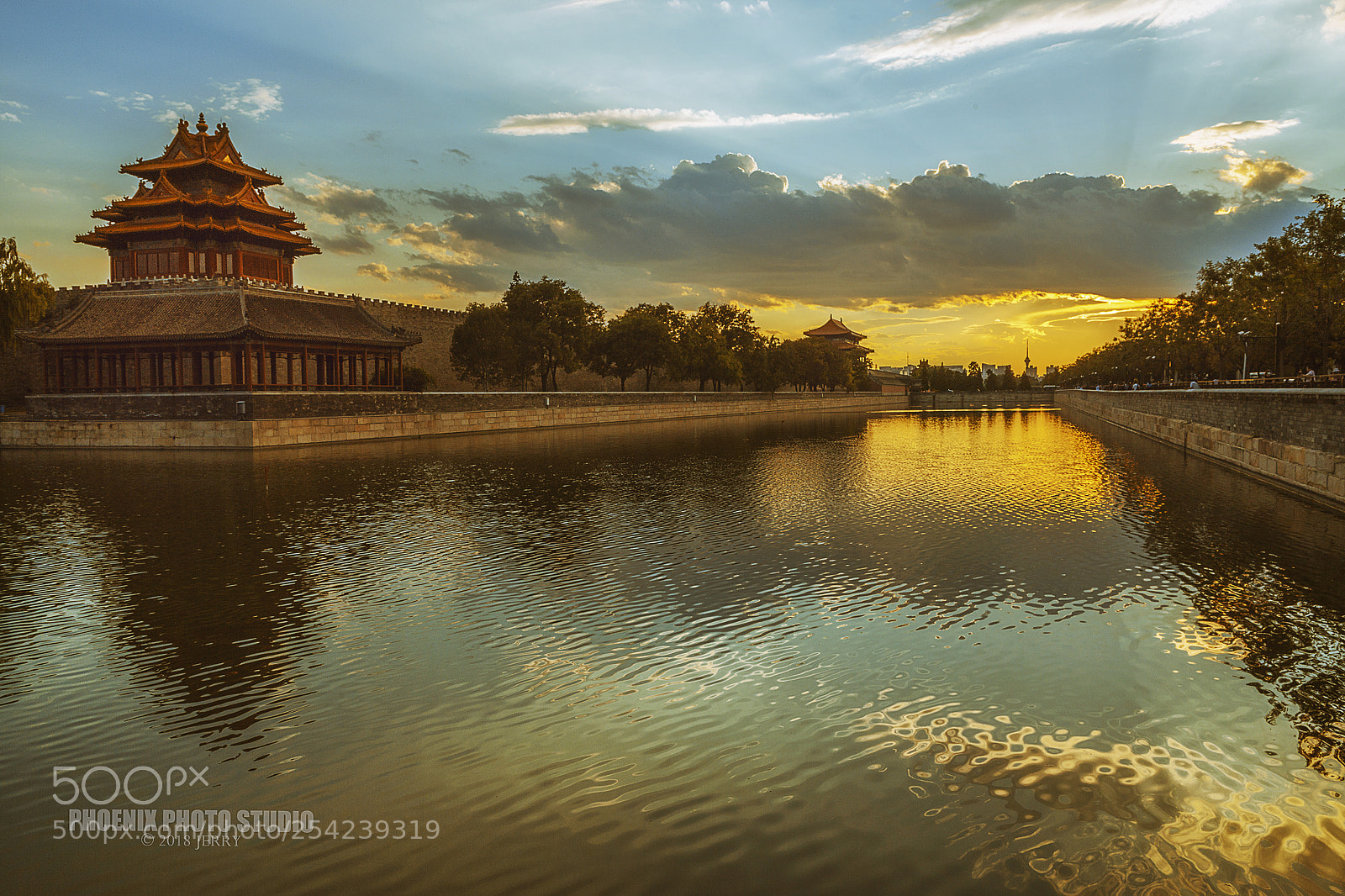 Canon EOS 5D Mark II sample photo. Peking sunset photography