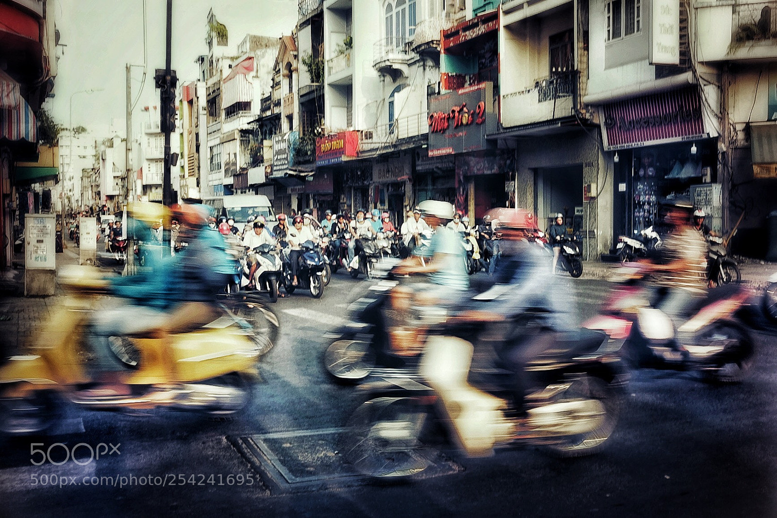 Fujifilm X-T1 sample photo. Fast and furious  photography