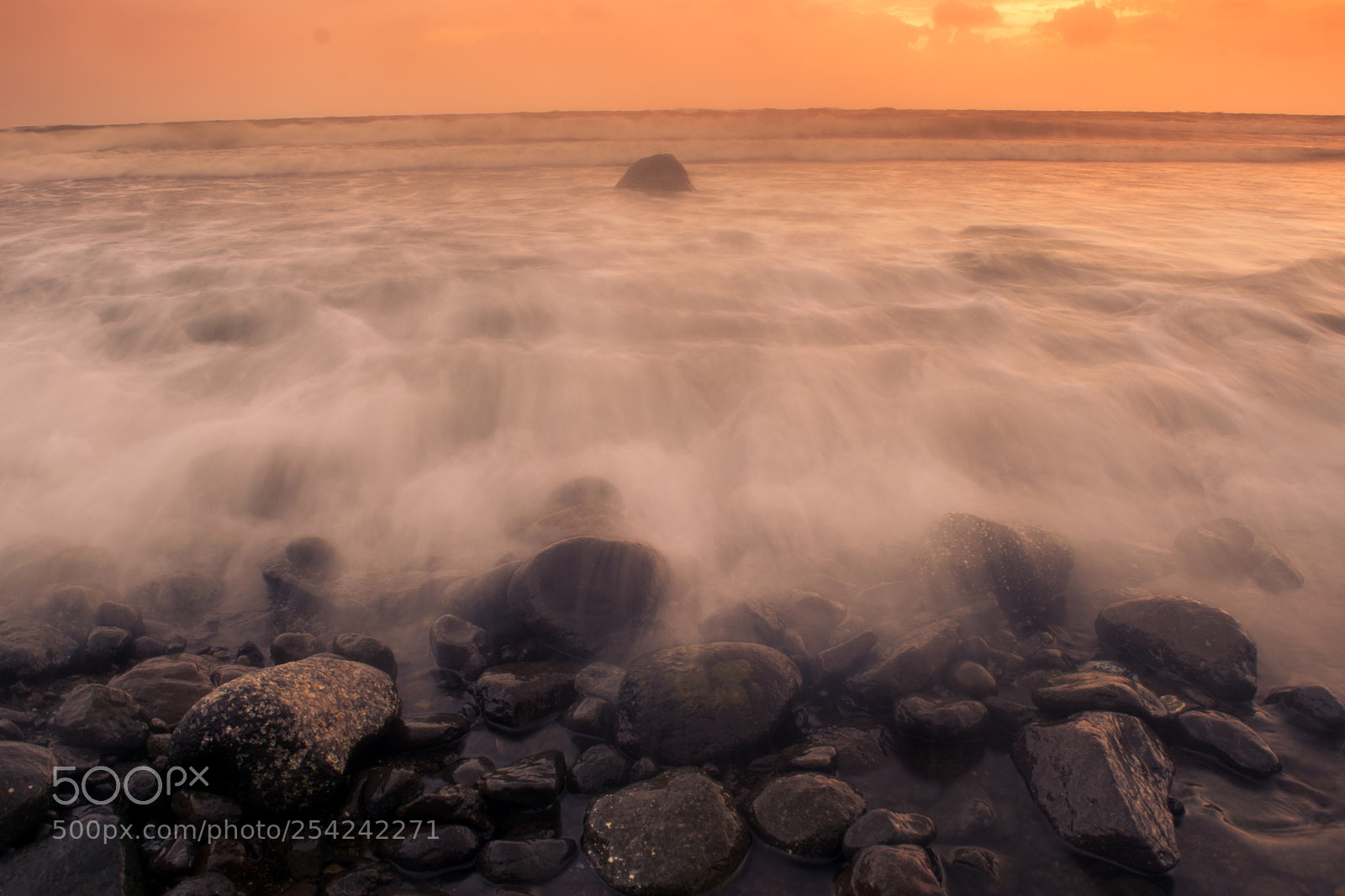 Nikon D5300 sample photo. Sunrise and surf waves photography