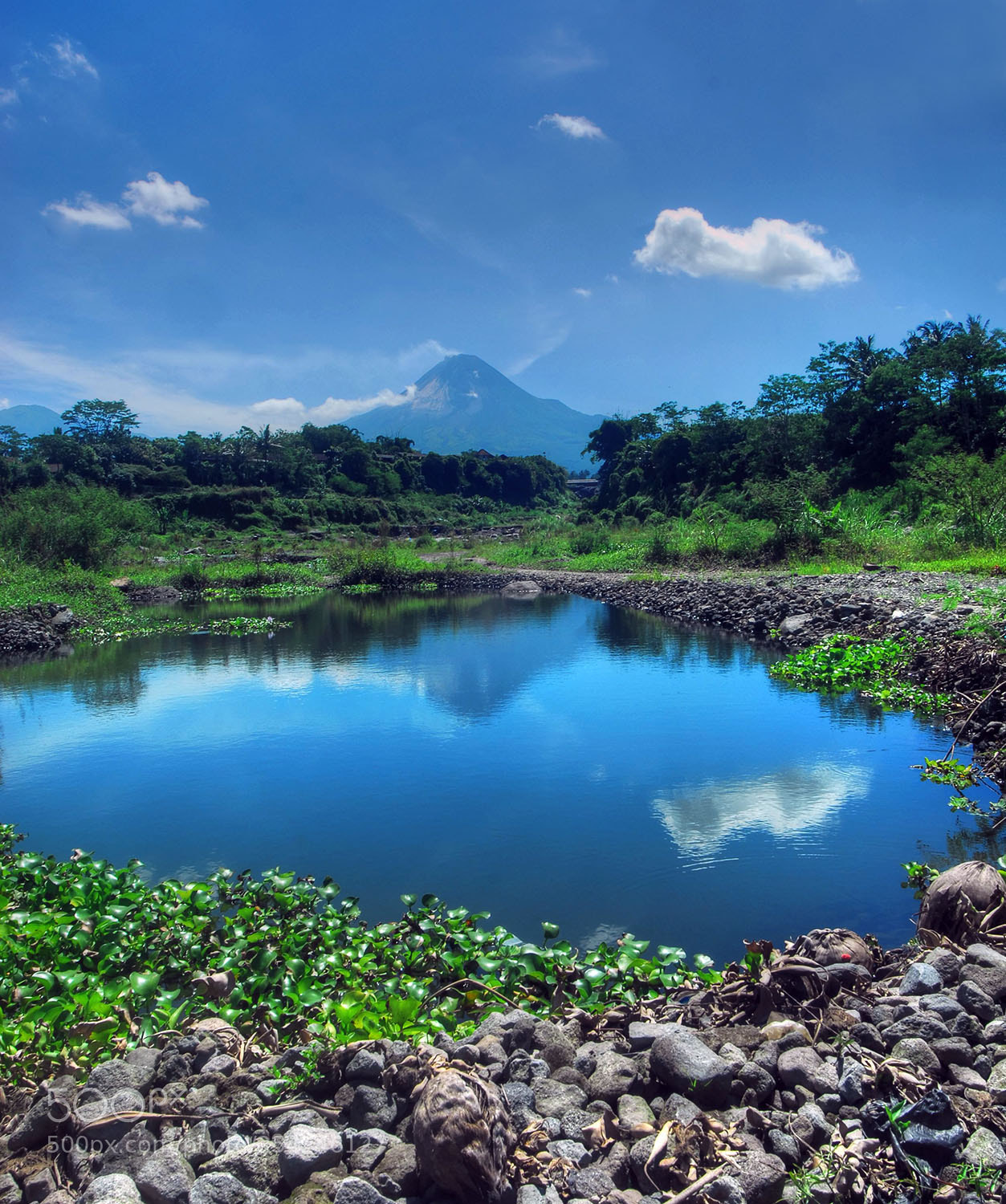 Nikon D200 sample photo. Mt. merapi in the photography